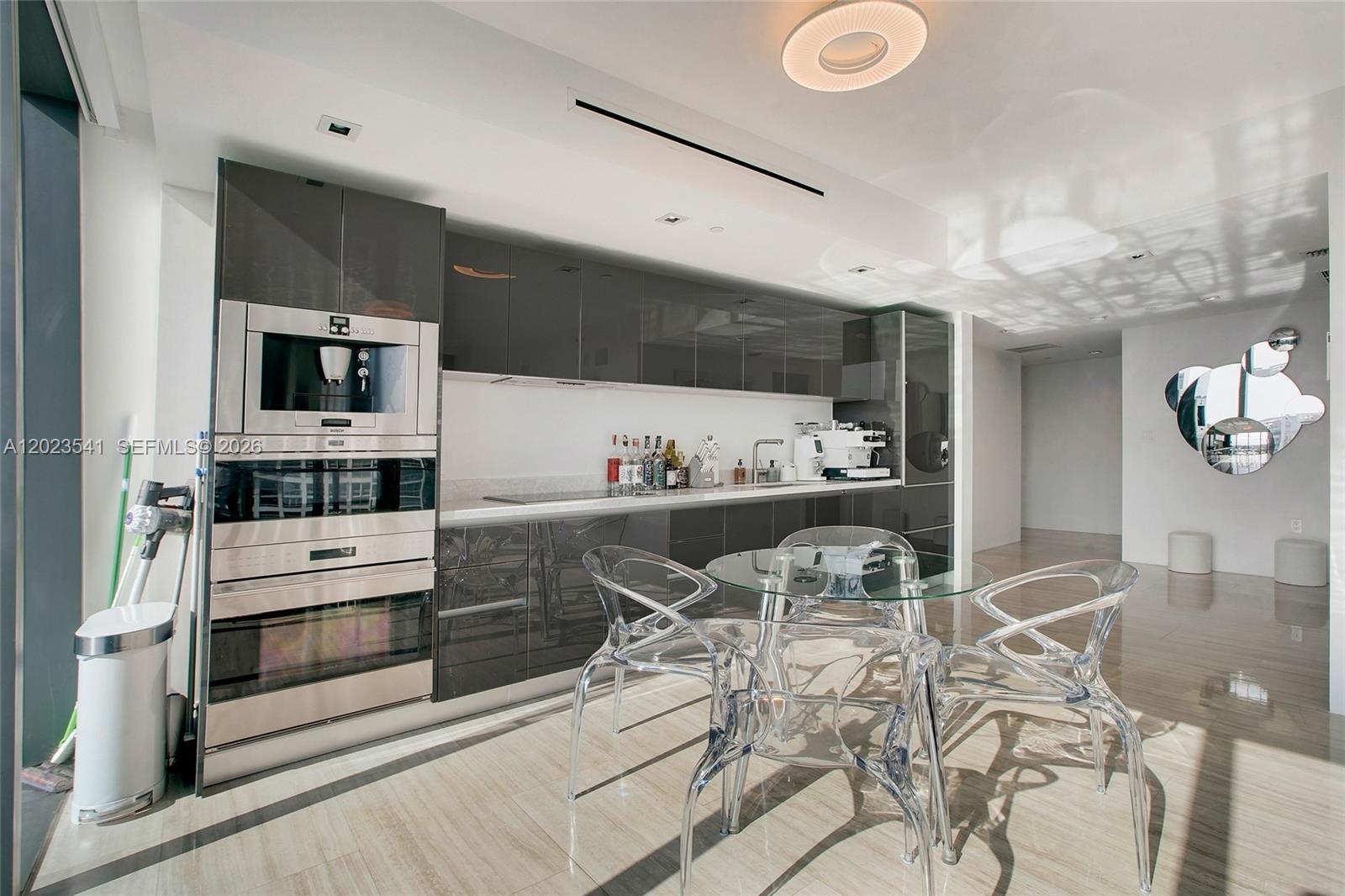 1451 Brickell Ave #1604 Miami, FL 33131
