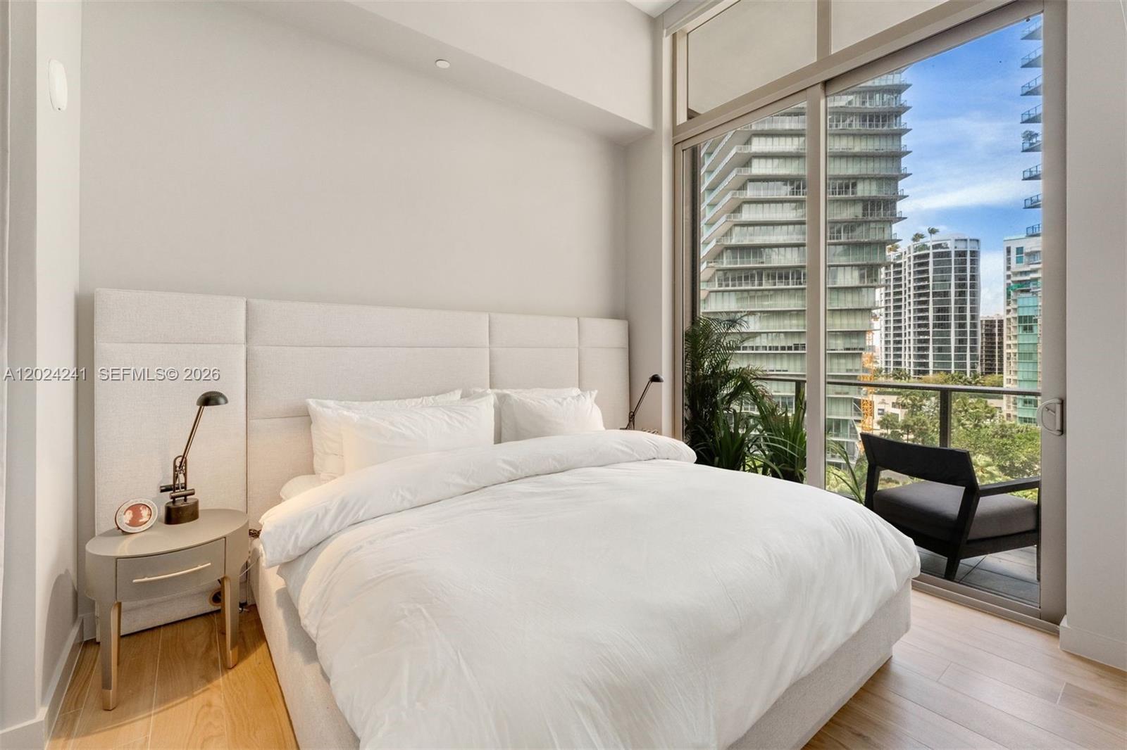2655 S Bayshore Dr #807 Miami, FL 33133