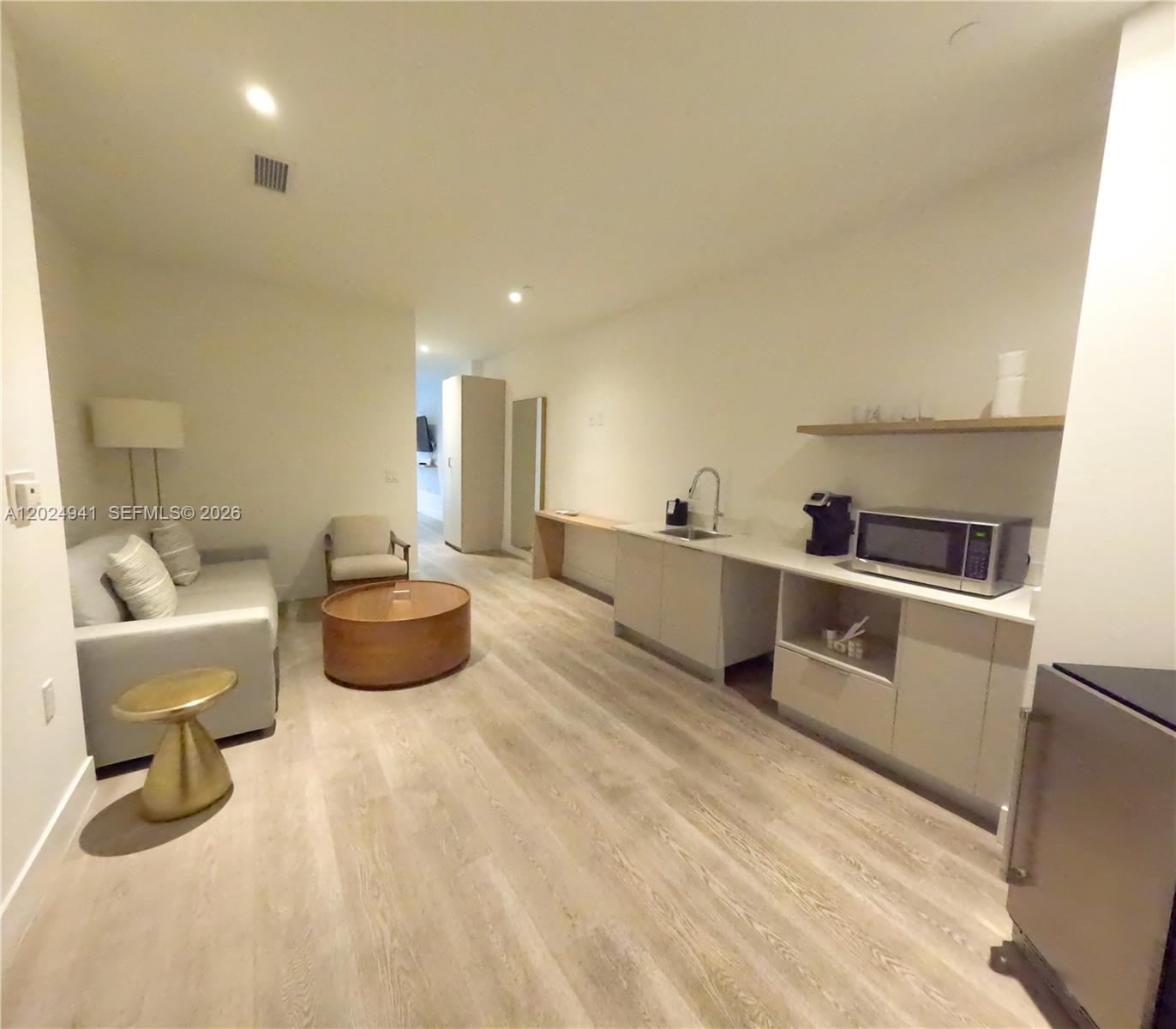 229 SW 9th #508