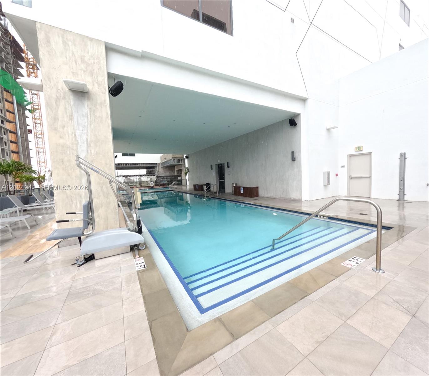 image Smart Brickell III11