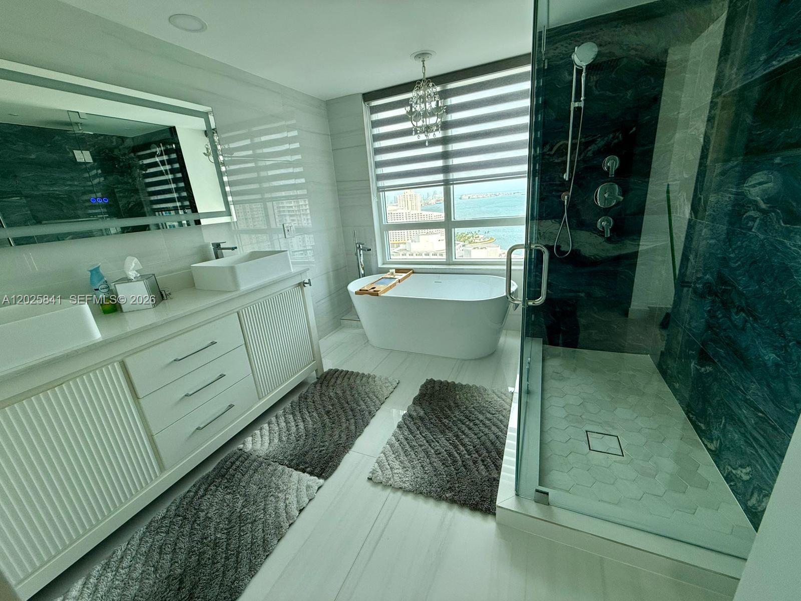 image The Plaza on Brickell West6