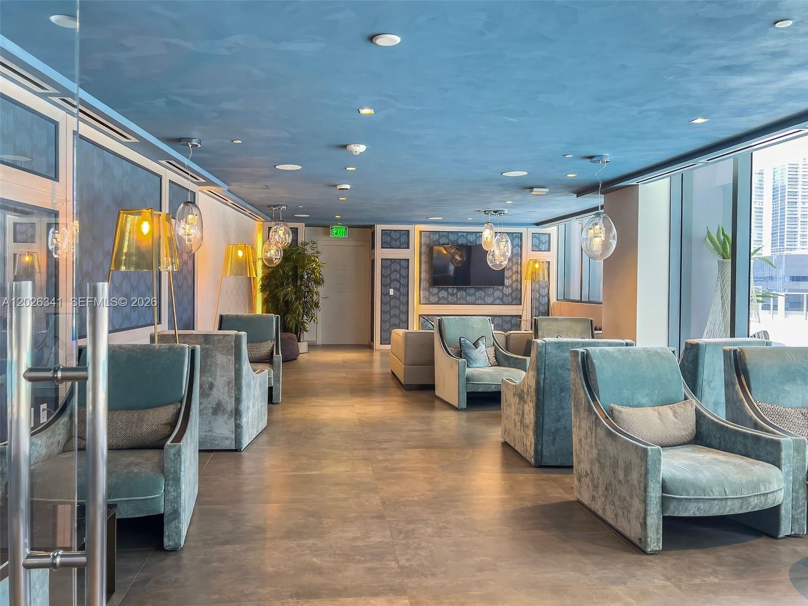1000 Brickell Plz #2111 Miami, FL 33131