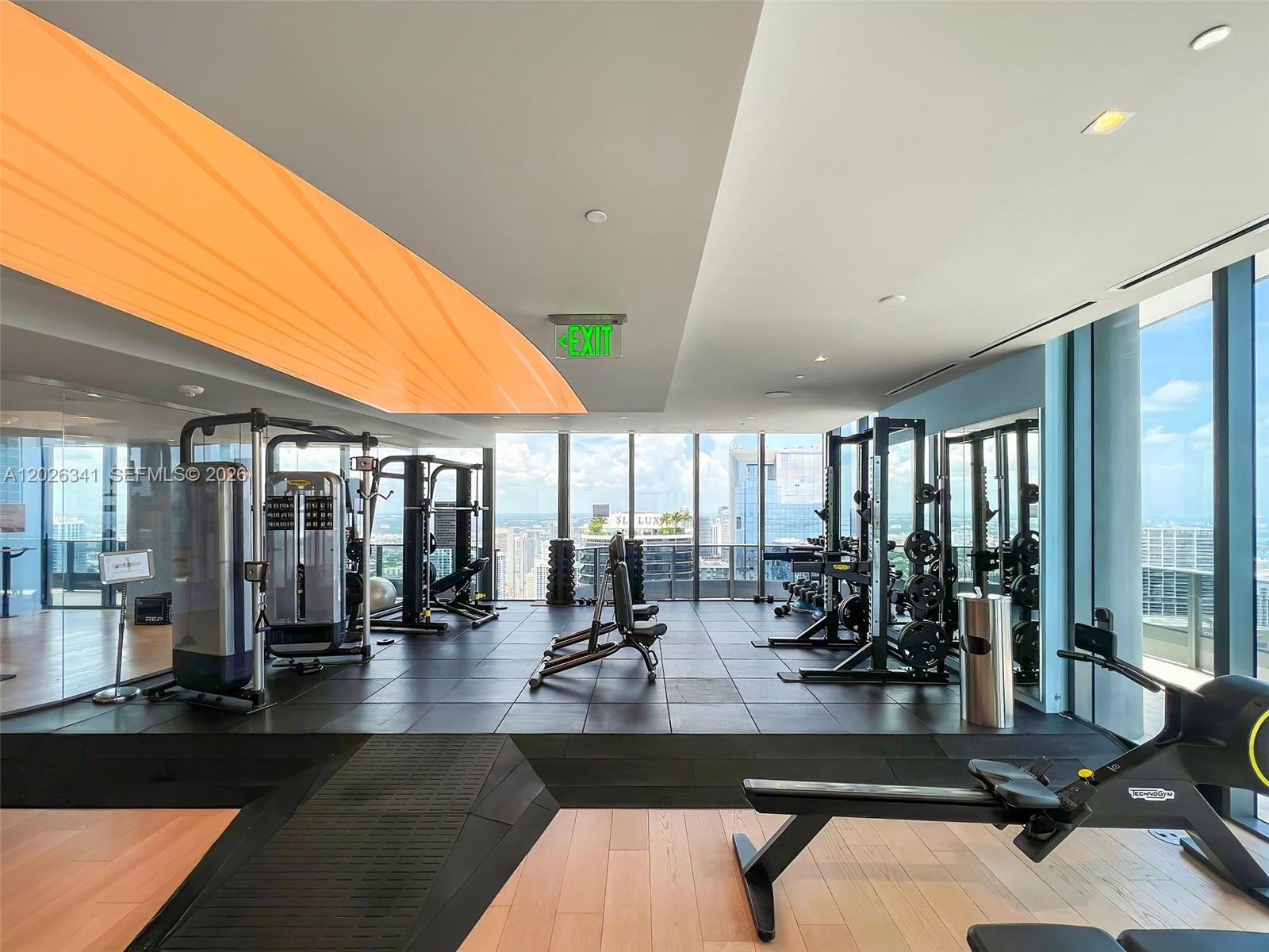 1000 Brickell Plz #2111 Miami, FL 33131