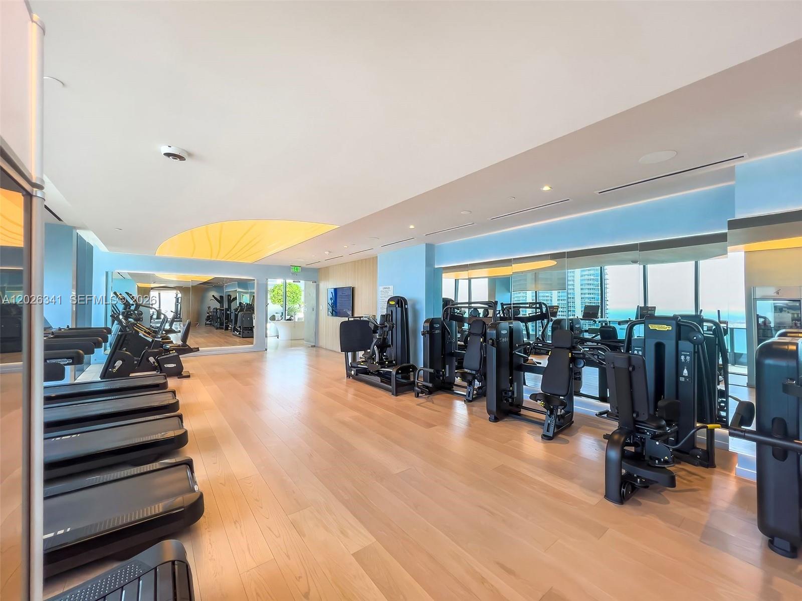 1000 Brickell Plz #2111 Miami, FL 33131