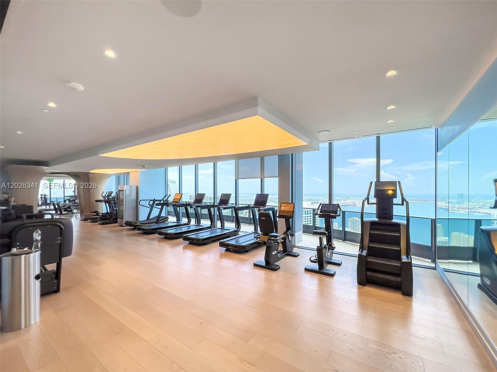 1000 Brickell Plz #2111 Miami, FL 33131