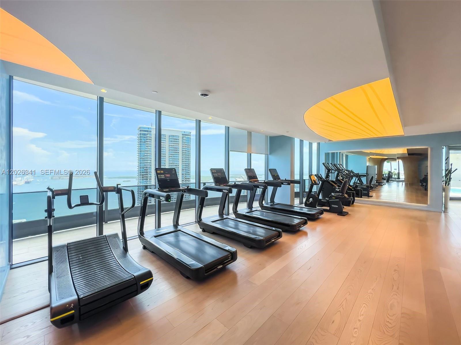 1000 Brickell Plz #2111 Miami, FL 33131