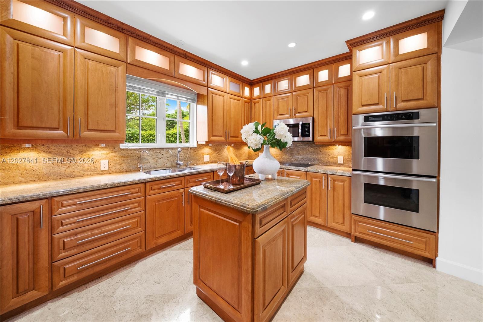 1776 Michigan Ave Miami Beach, FL 33139