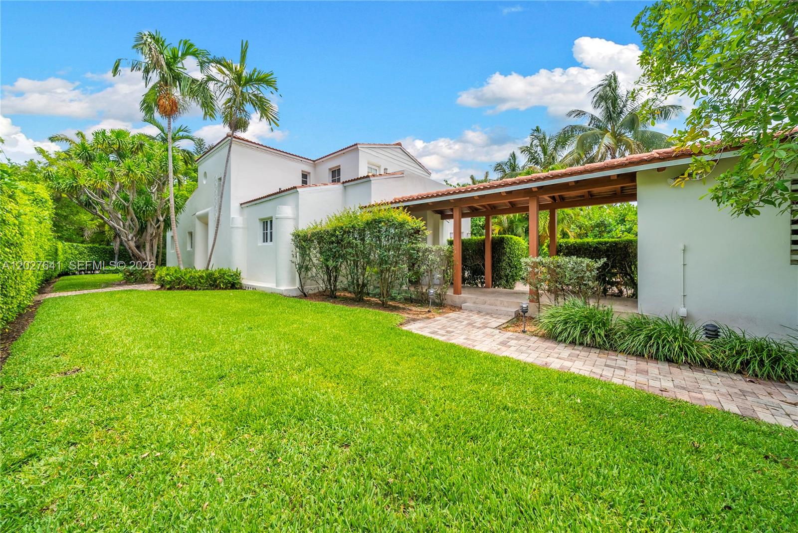 1776 Michigan Ave Miami Beach, FL 33139