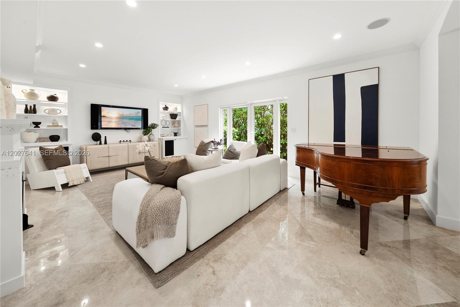 1776 Michigan Ave Miami Beach, FL 33139