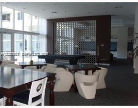 image The Venture at Aventura22
