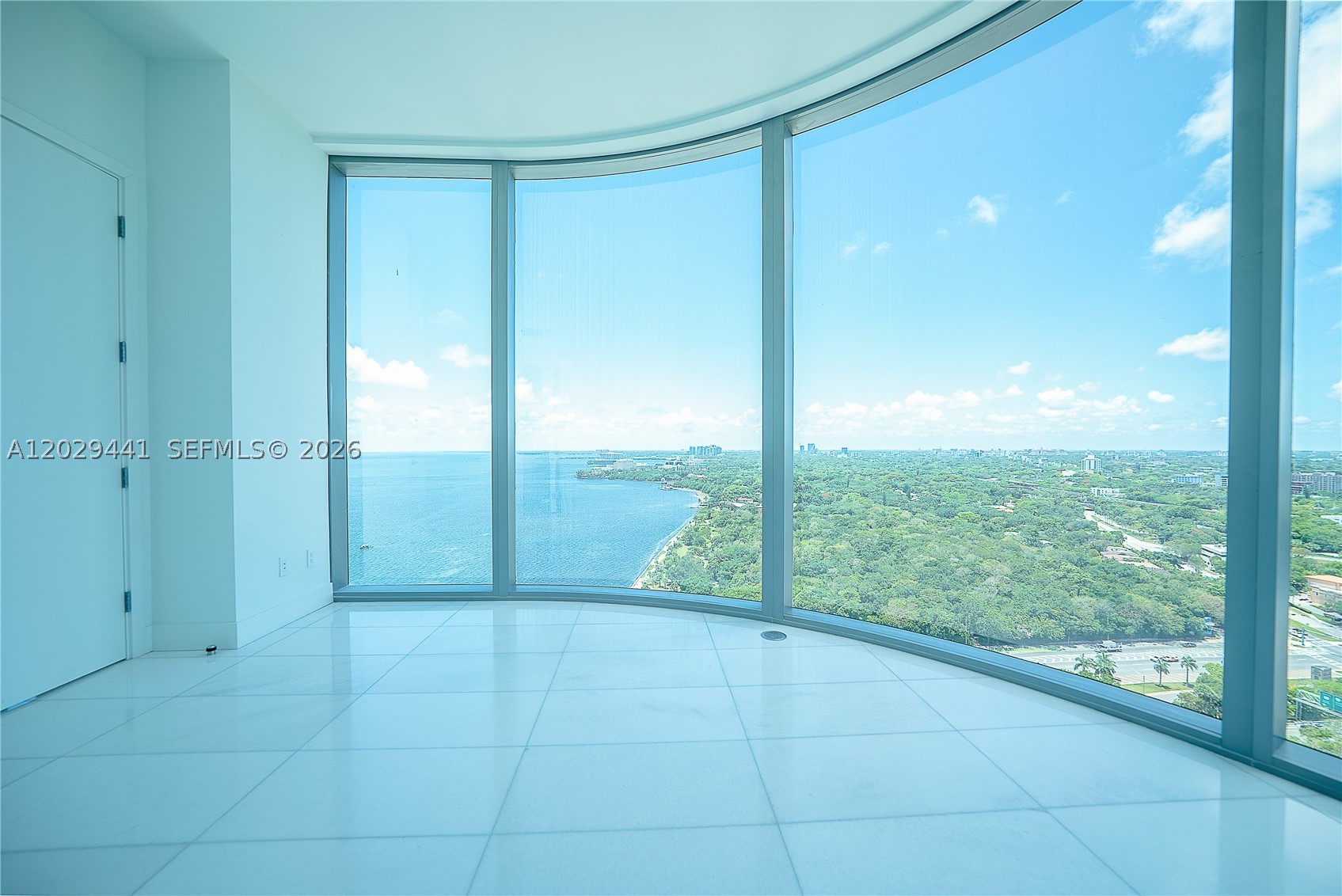 175 SE 25th Rd #2103 Miami, FL 33129