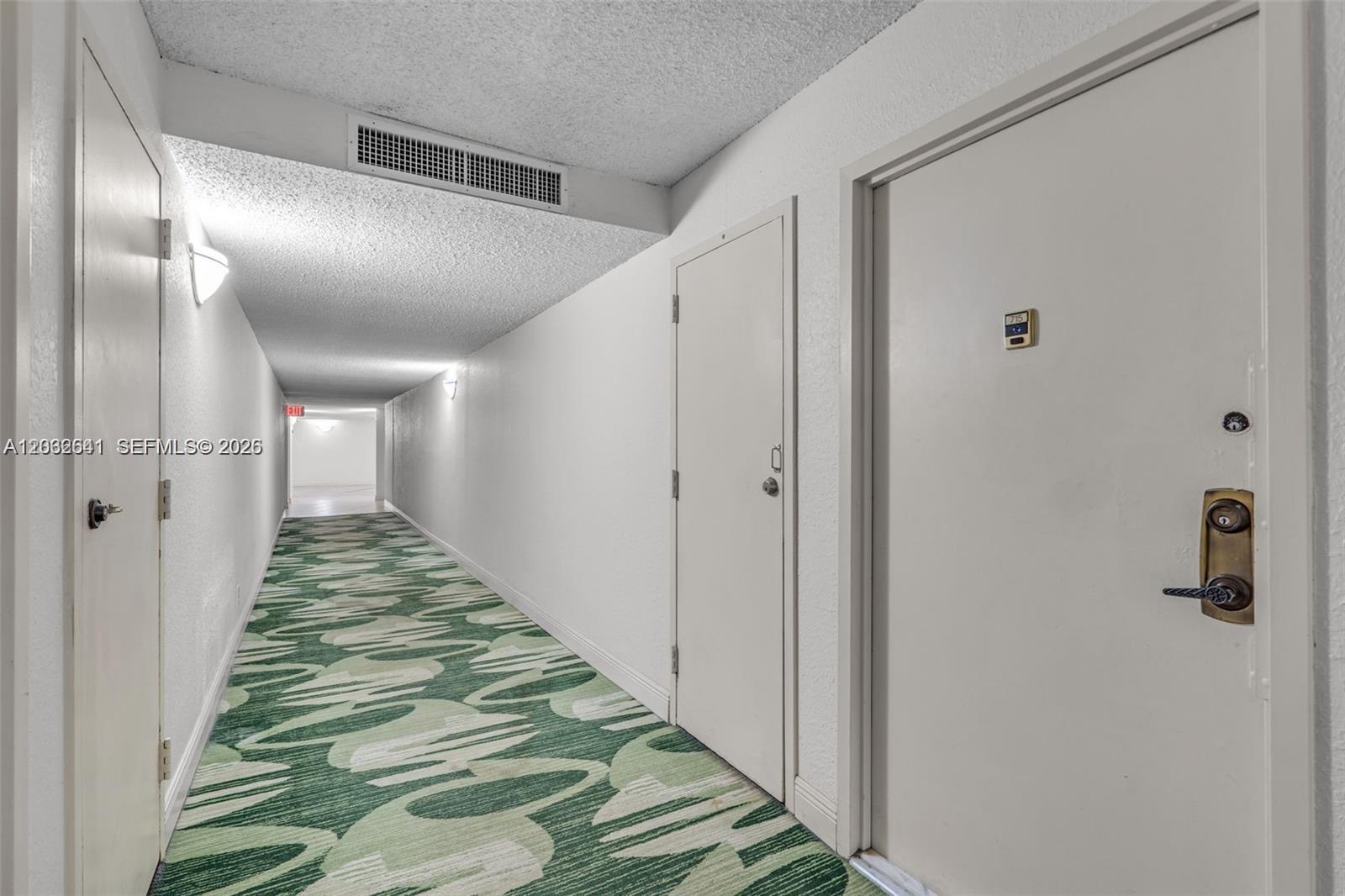 1000 Parkview Dr #715 Hallandale Beach, FL 33009