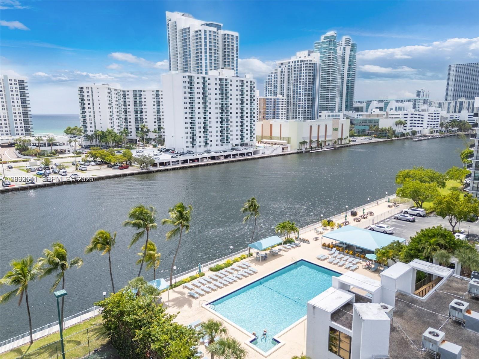 1000 Parkview Dr #715 Hallandale Beach, FL 33009