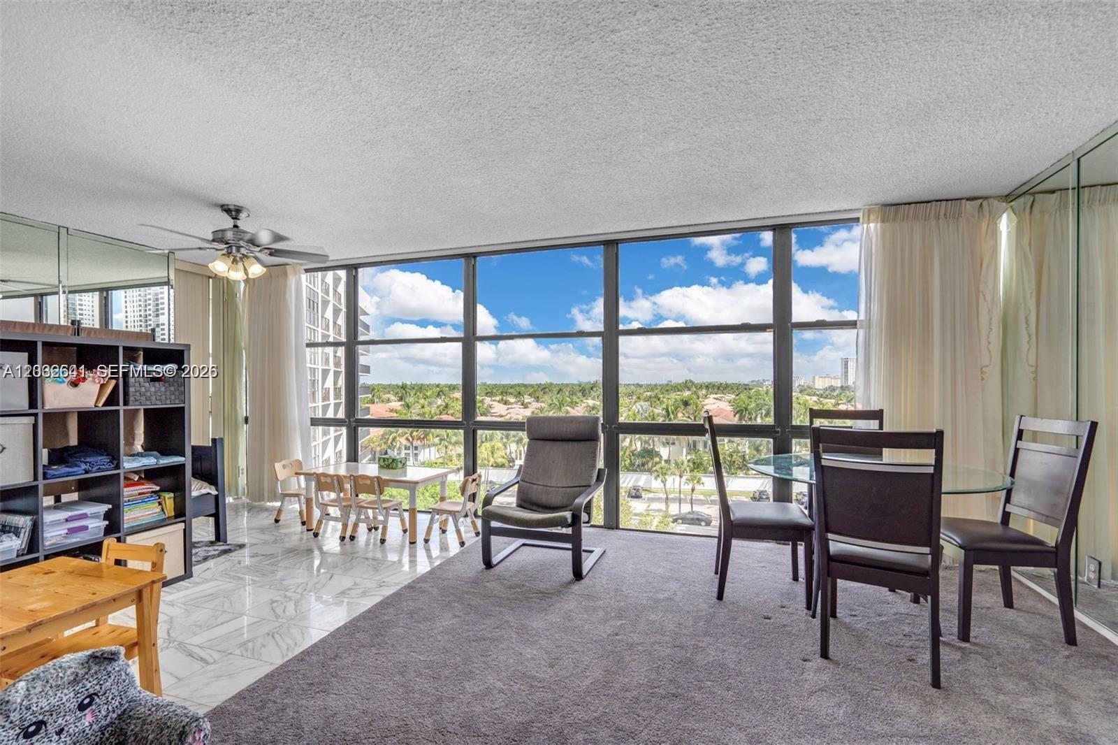 1000 Parkview Dr #715 Hallandale Beach, FL 33009