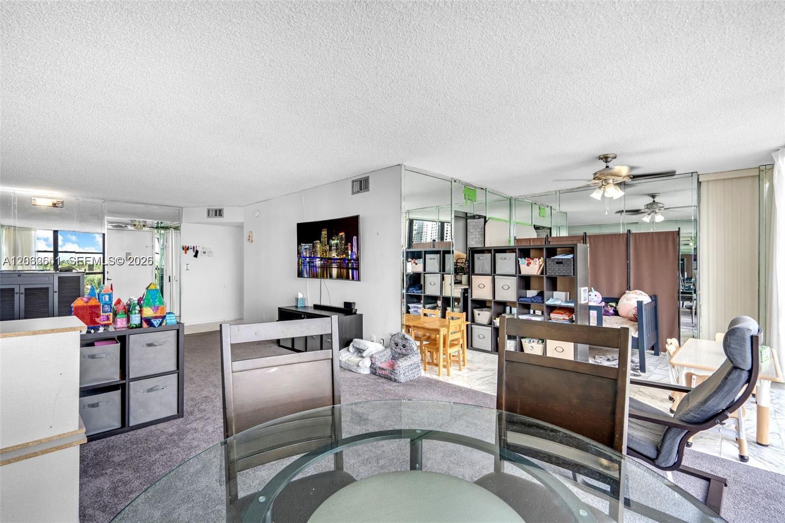 1000 Parkview Dr #715 Hallandale Beach, FL 33009