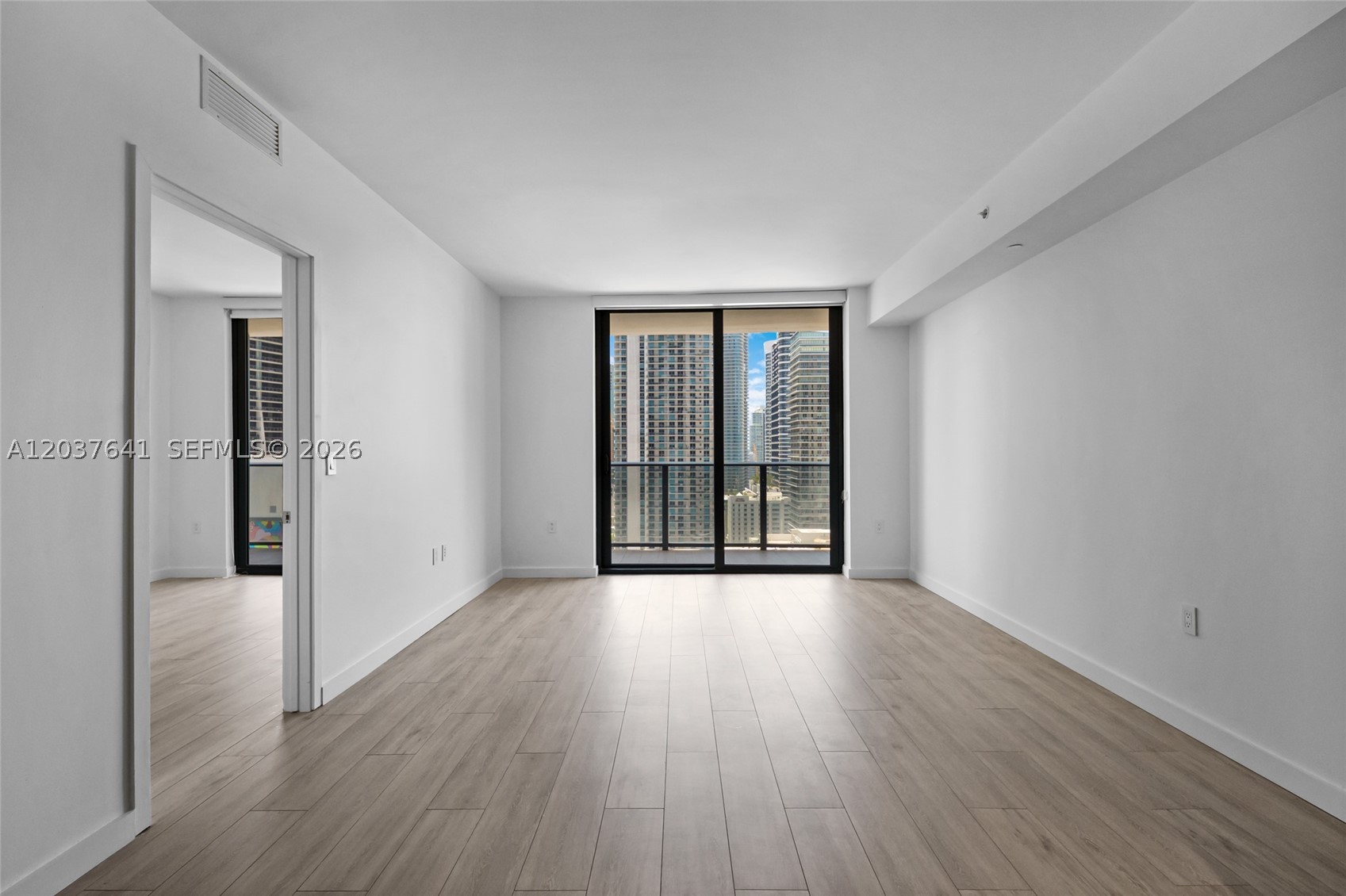 image Brickell Heights East5