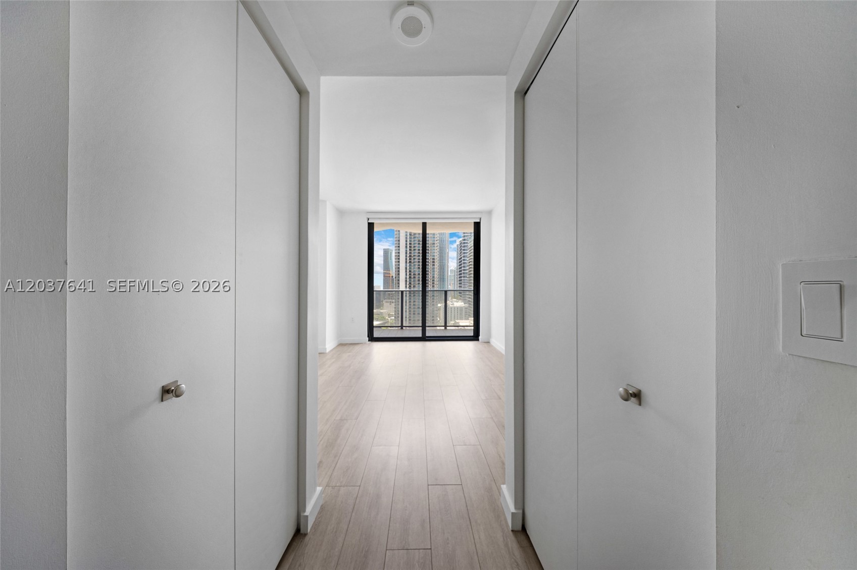 image Brickell Heights East8