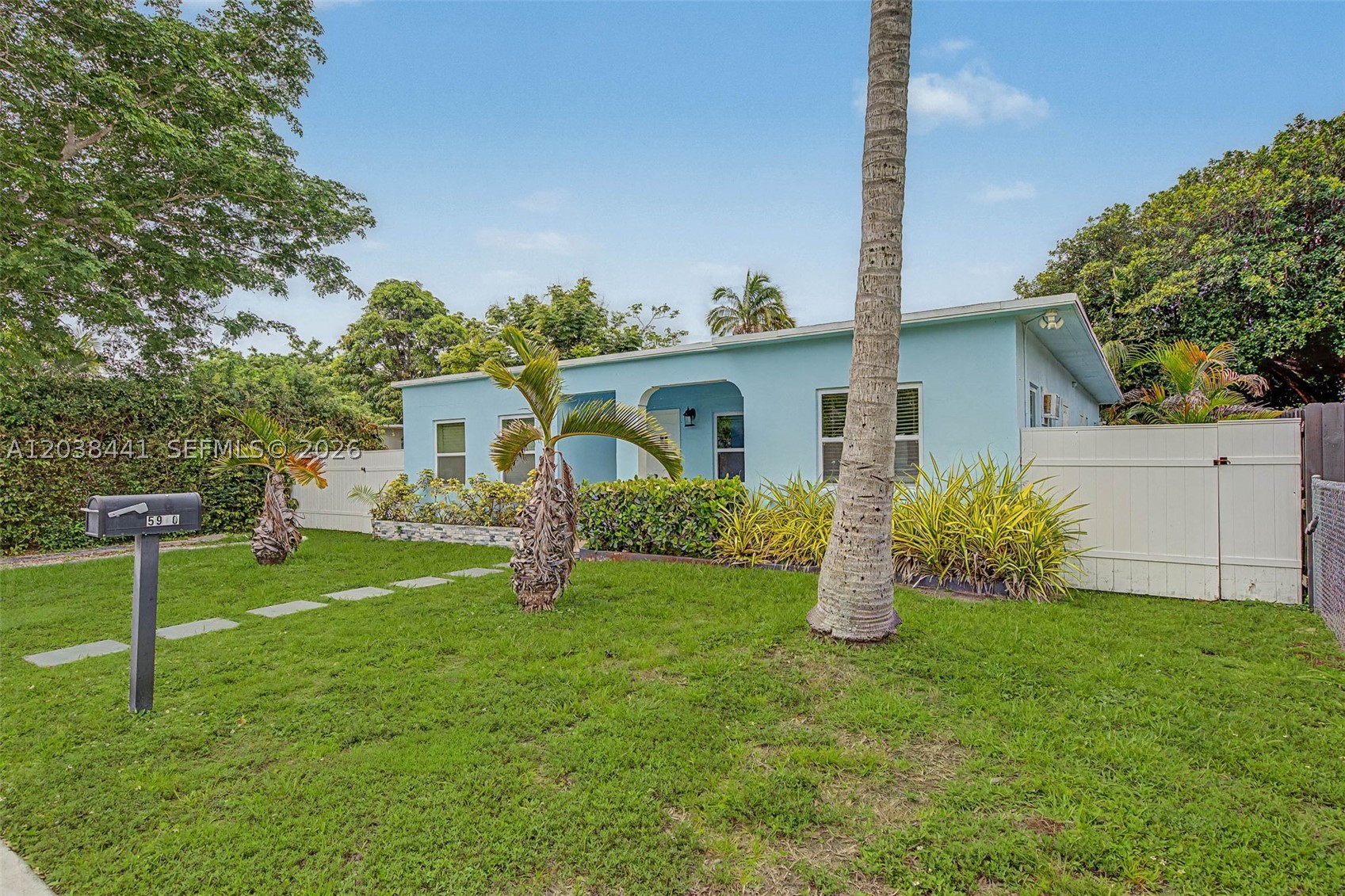 5910 SW 62nd Ter South Miami, FL 33143