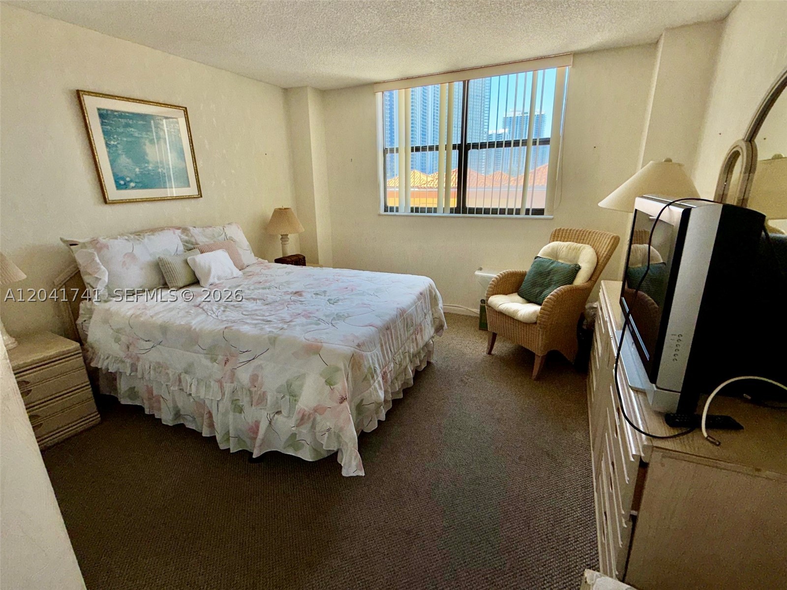 image Winston Towers 60011
