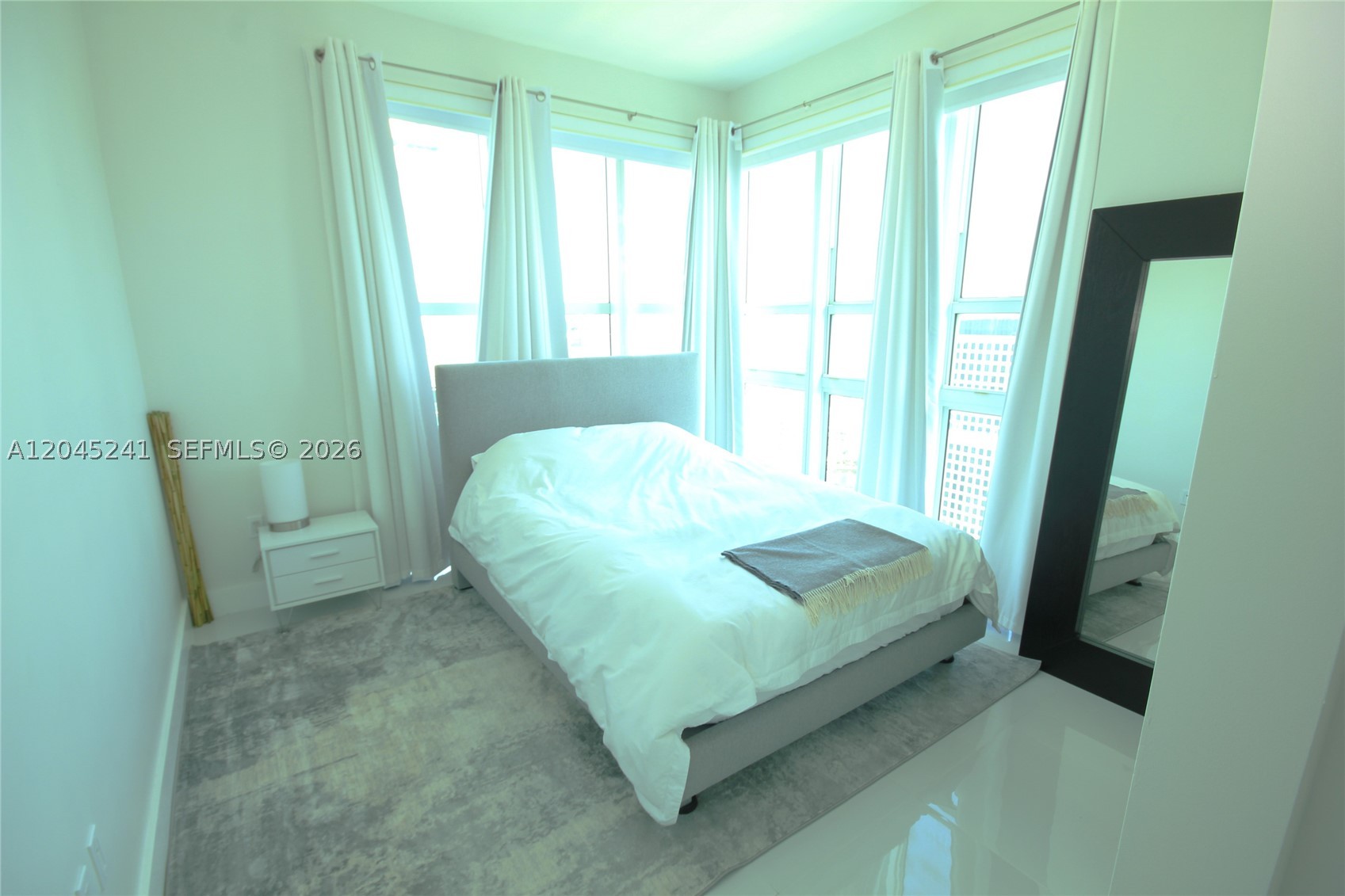 image The Plaza on Brickell East25