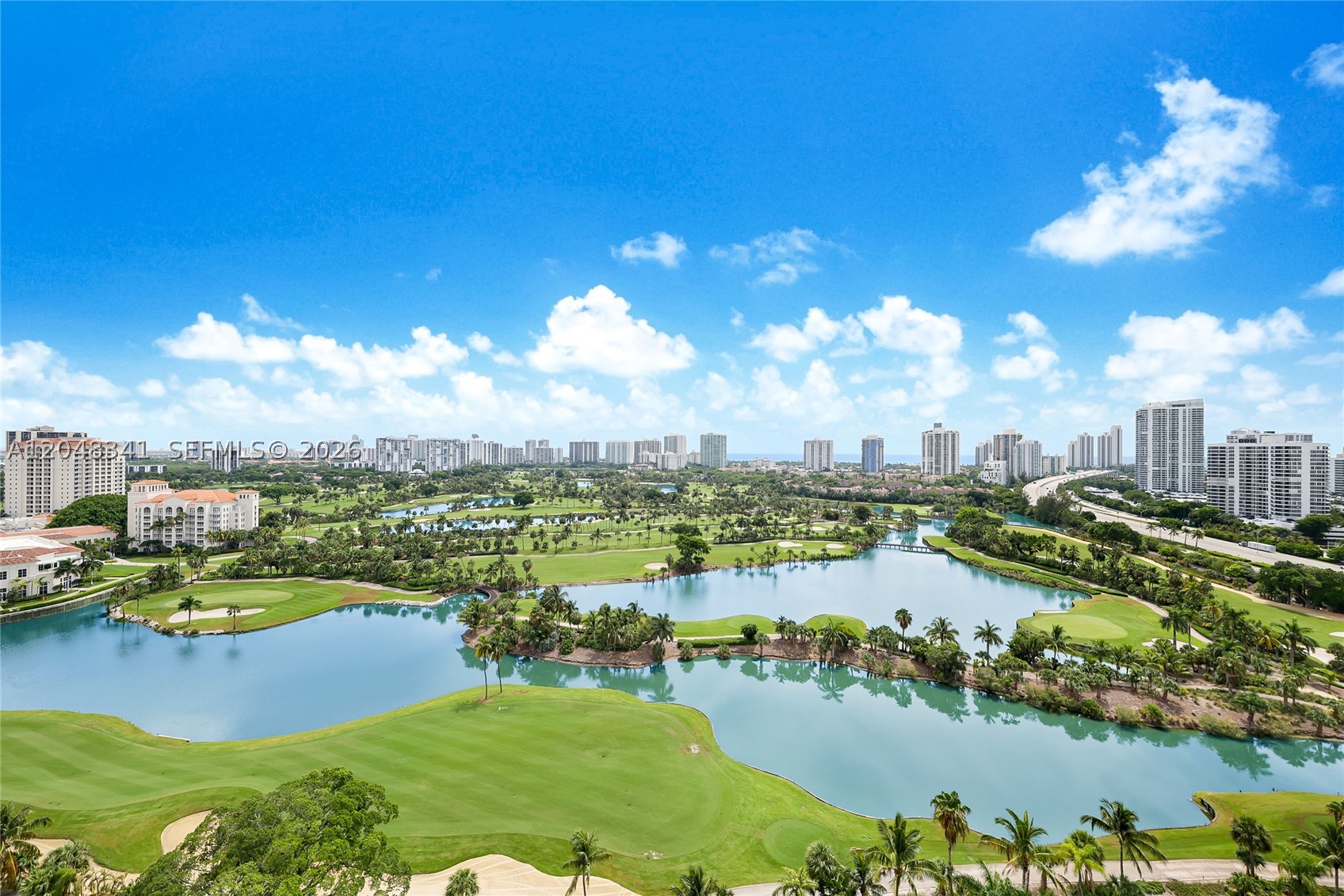 19501 W Country Clb Dr #2014