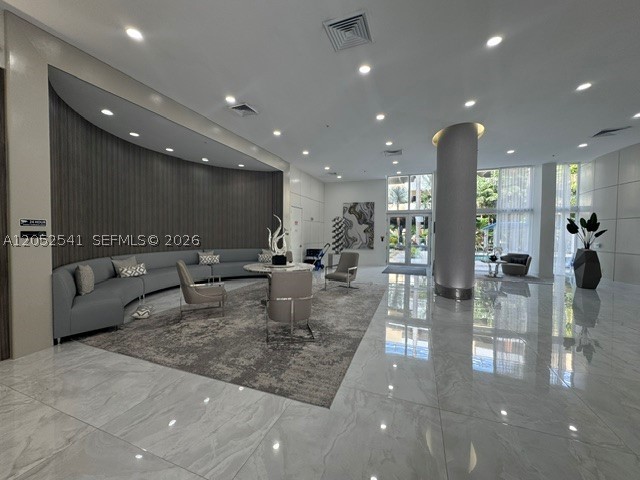 18800 NE 29th Ave #329 Aventura, FL 33180