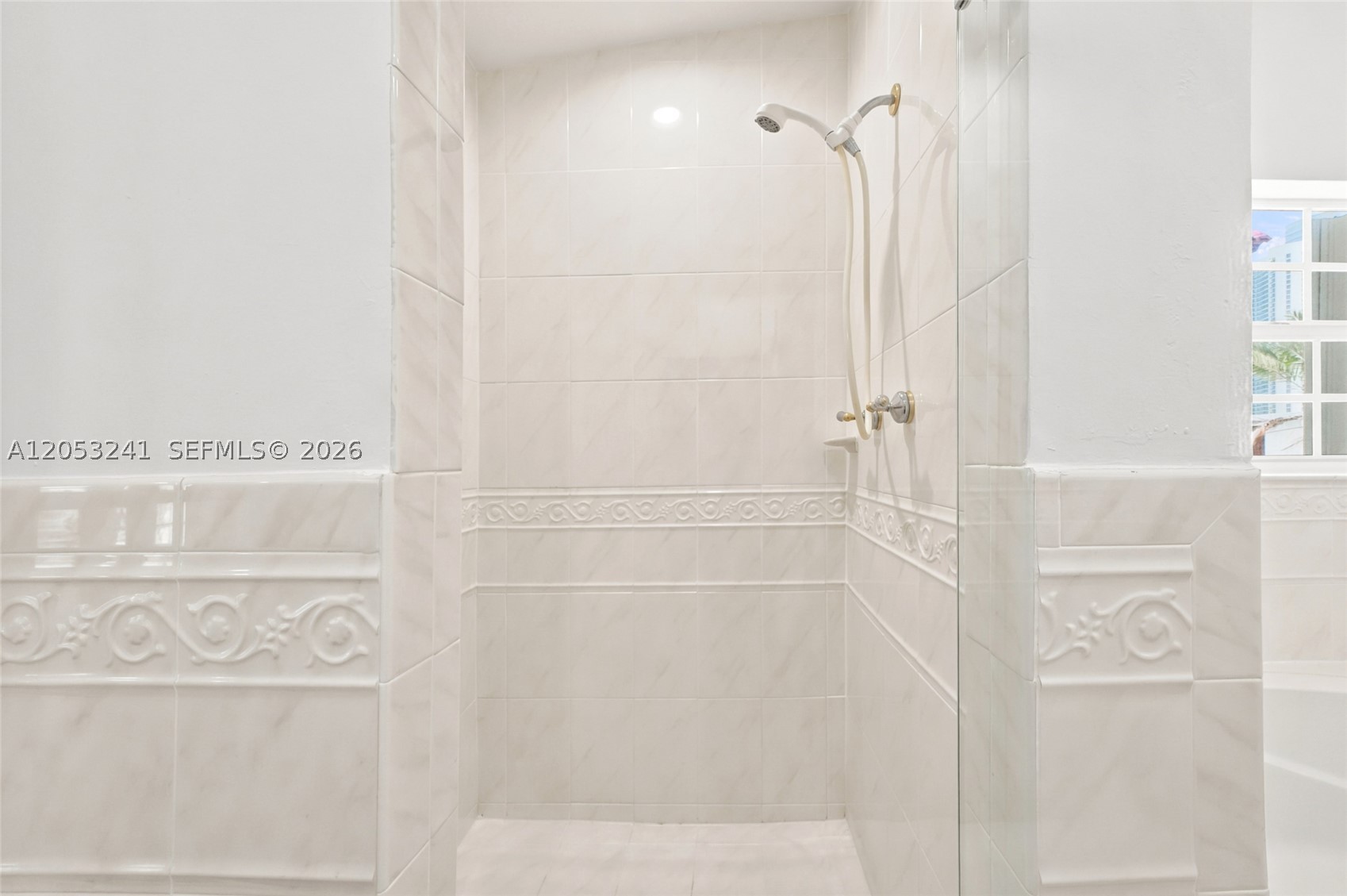 235 Atlantic Ave Sunny Isles Beach, FL 33160