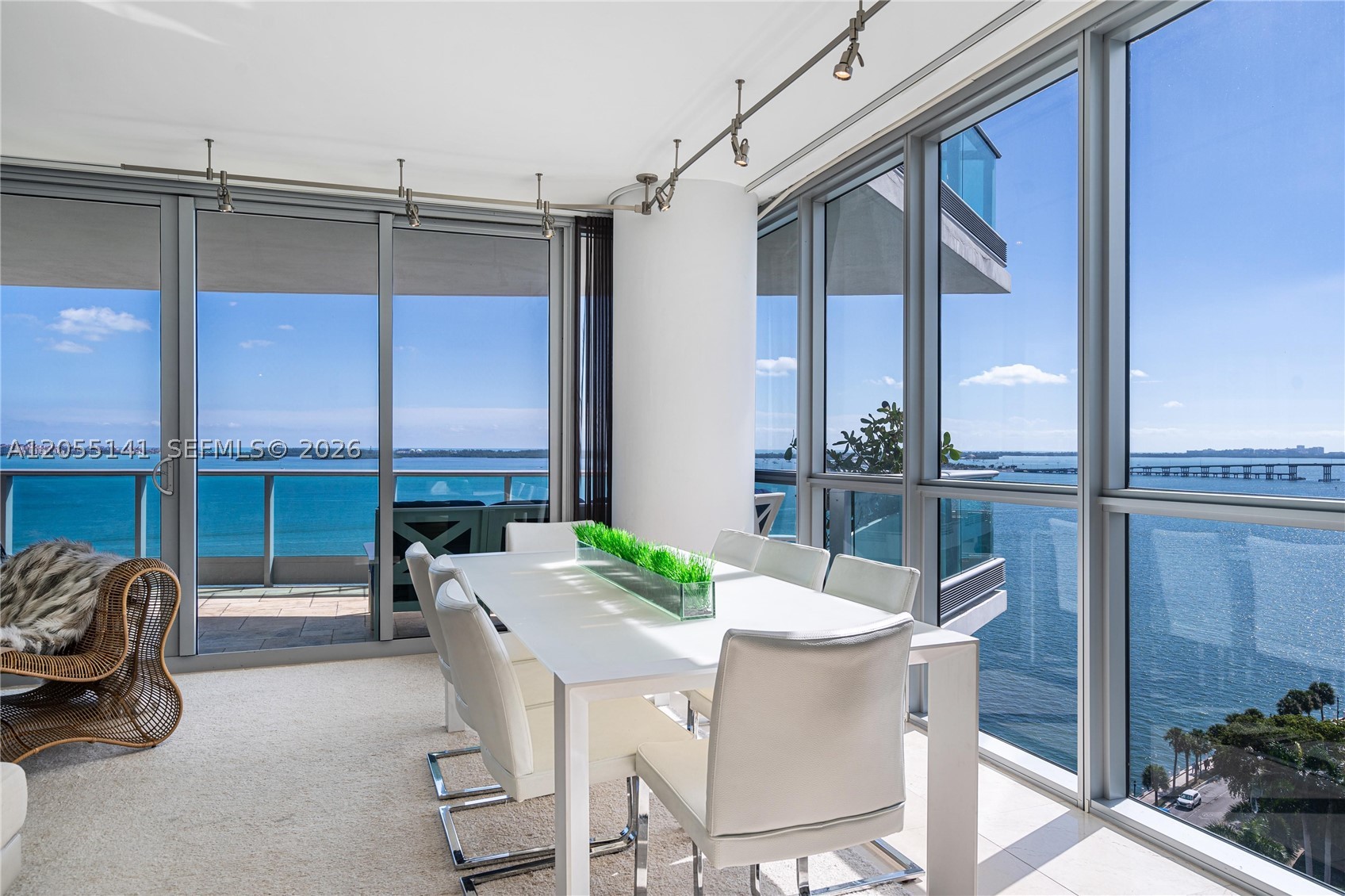 1331 Brickell Bay Dr #1611 Miami, FL 33131