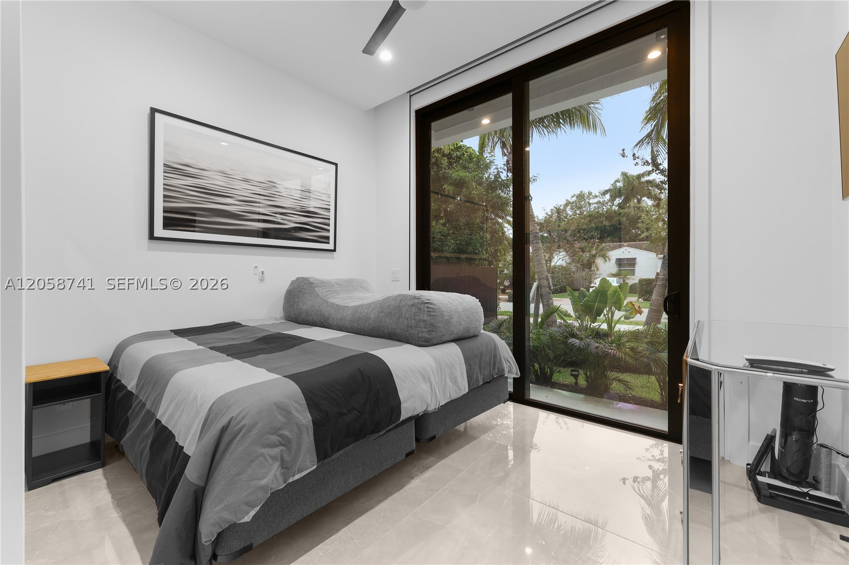 436 NE 10th Ave Fort Lauderdale, FL 33301
