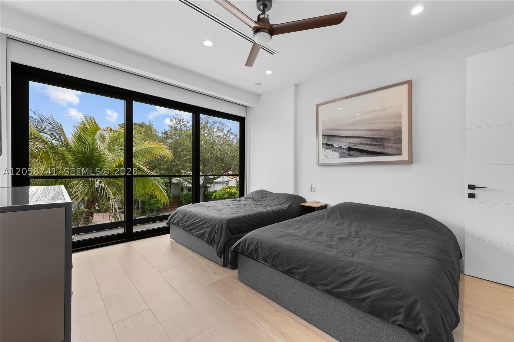436 NE 10th Ave Fort Lauderdale, FL 33301