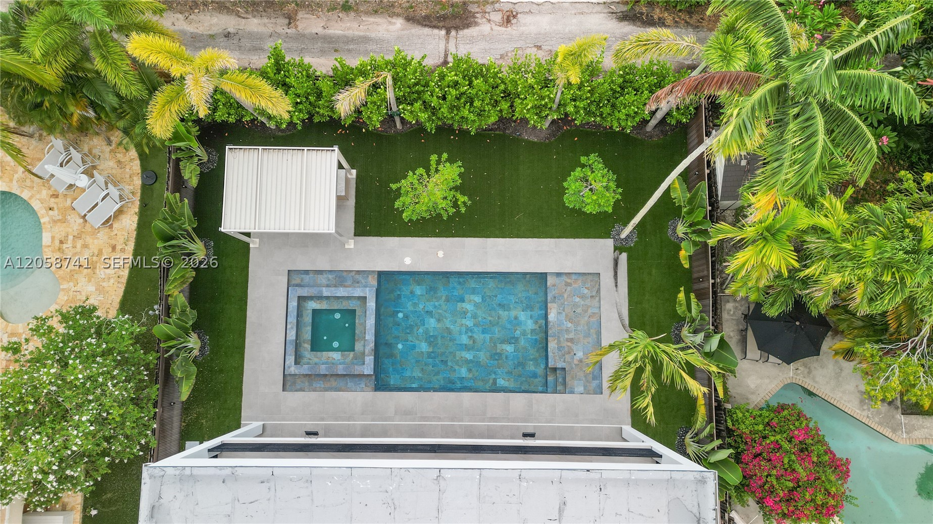 436 NE 10th Ave Fort Lauderdale, FL 33301