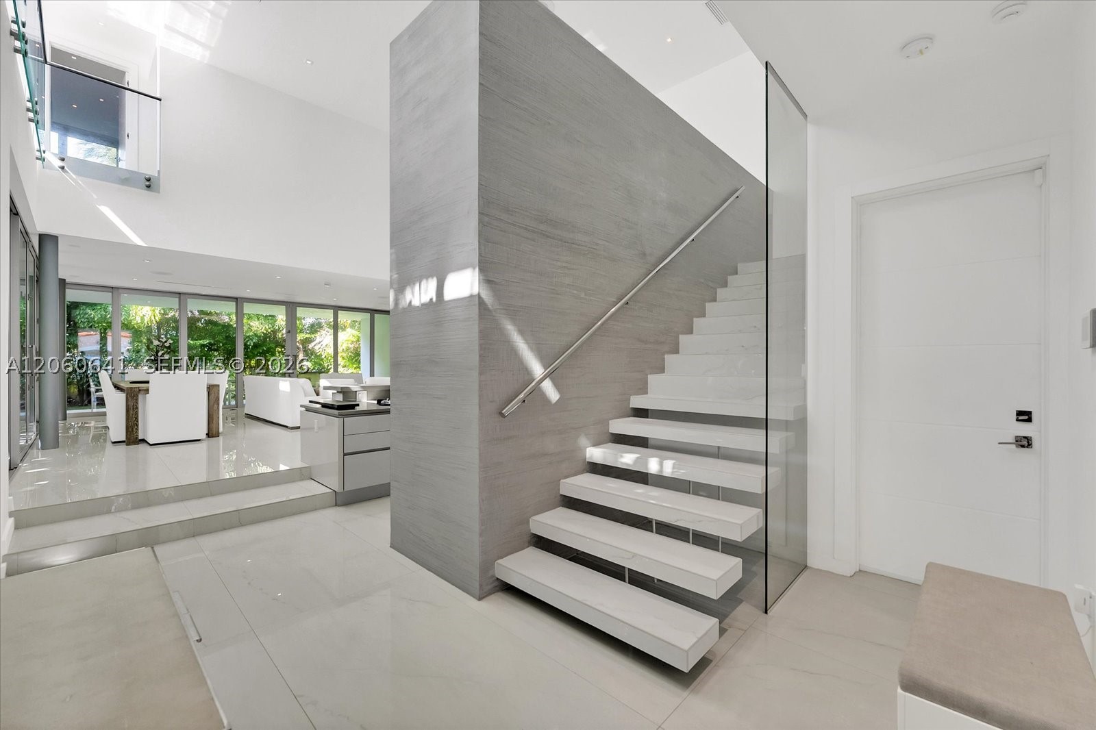 7830 Atlantic Way Miami Beach, FL 33141