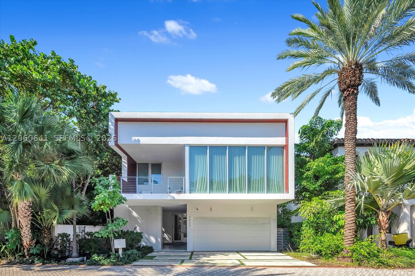 7830 Atlantic Way Miami Beach, FL 33141