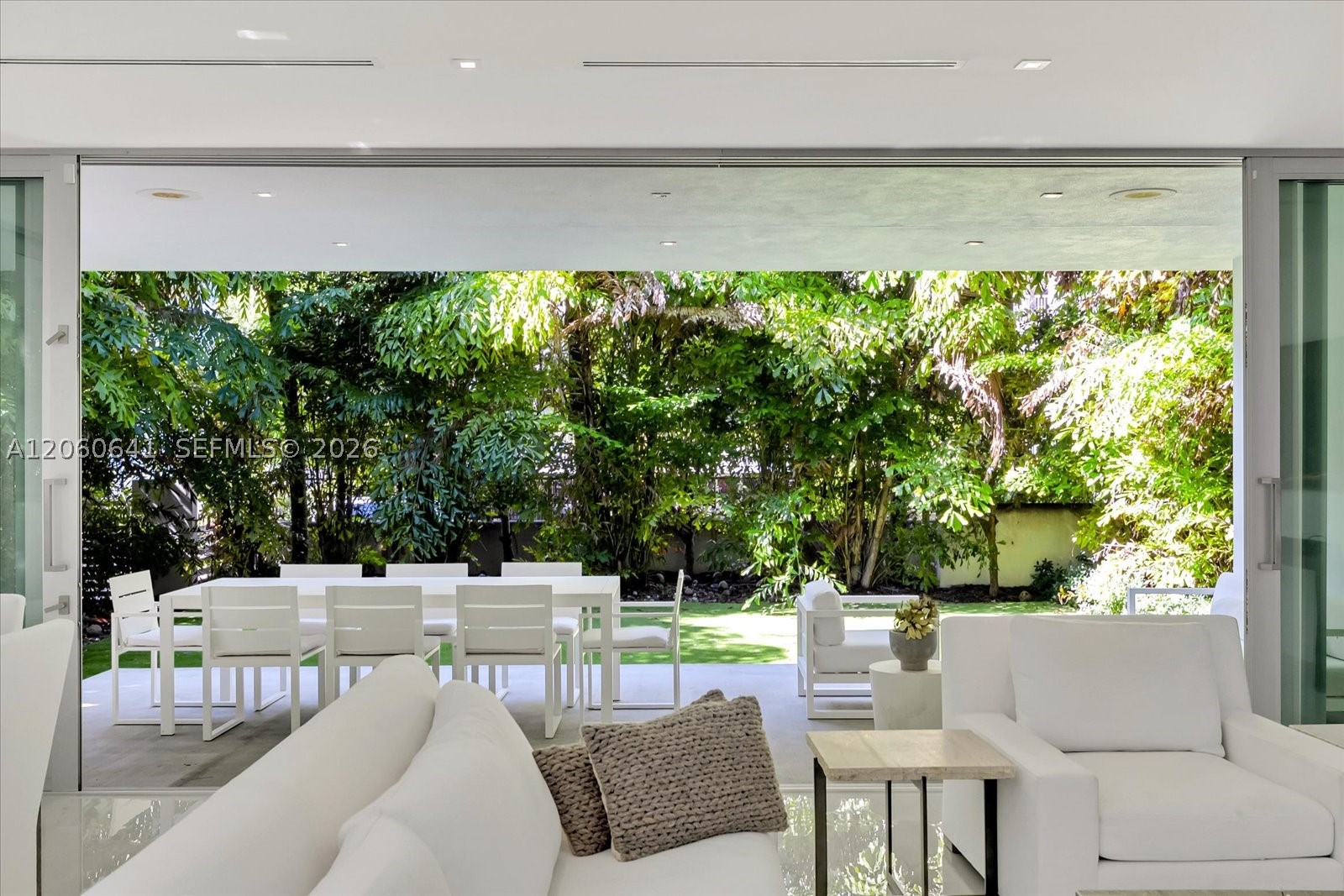 7830 Atlantic Way Miami Beach, FL 33141