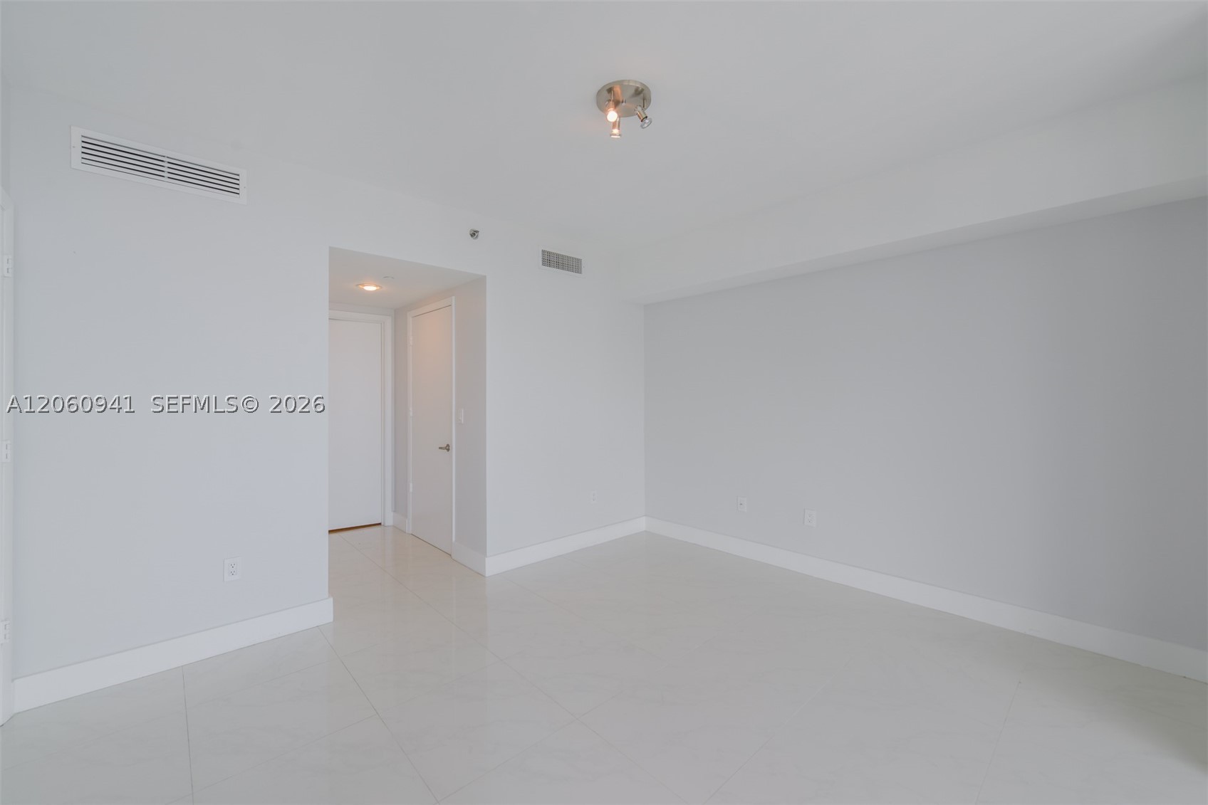 image Icon Brickell II14