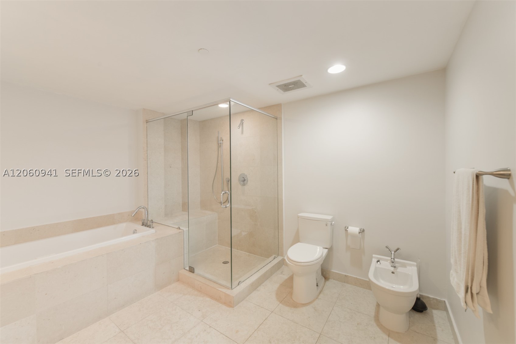 image Icon Brickell II17