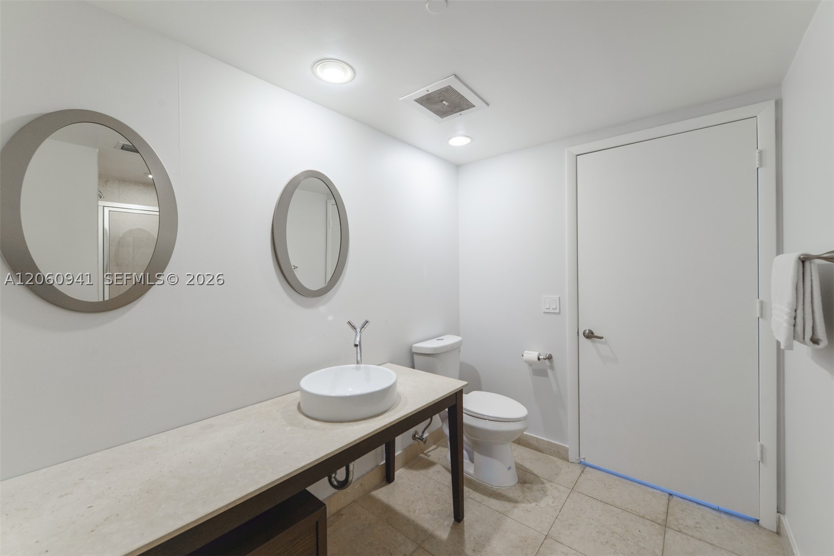 image Icon Brickell II24