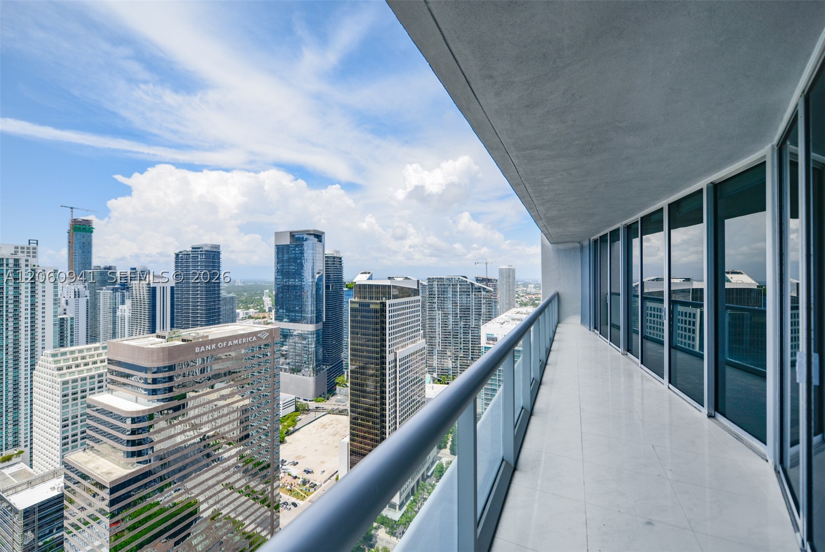 image Icon Brickell II28