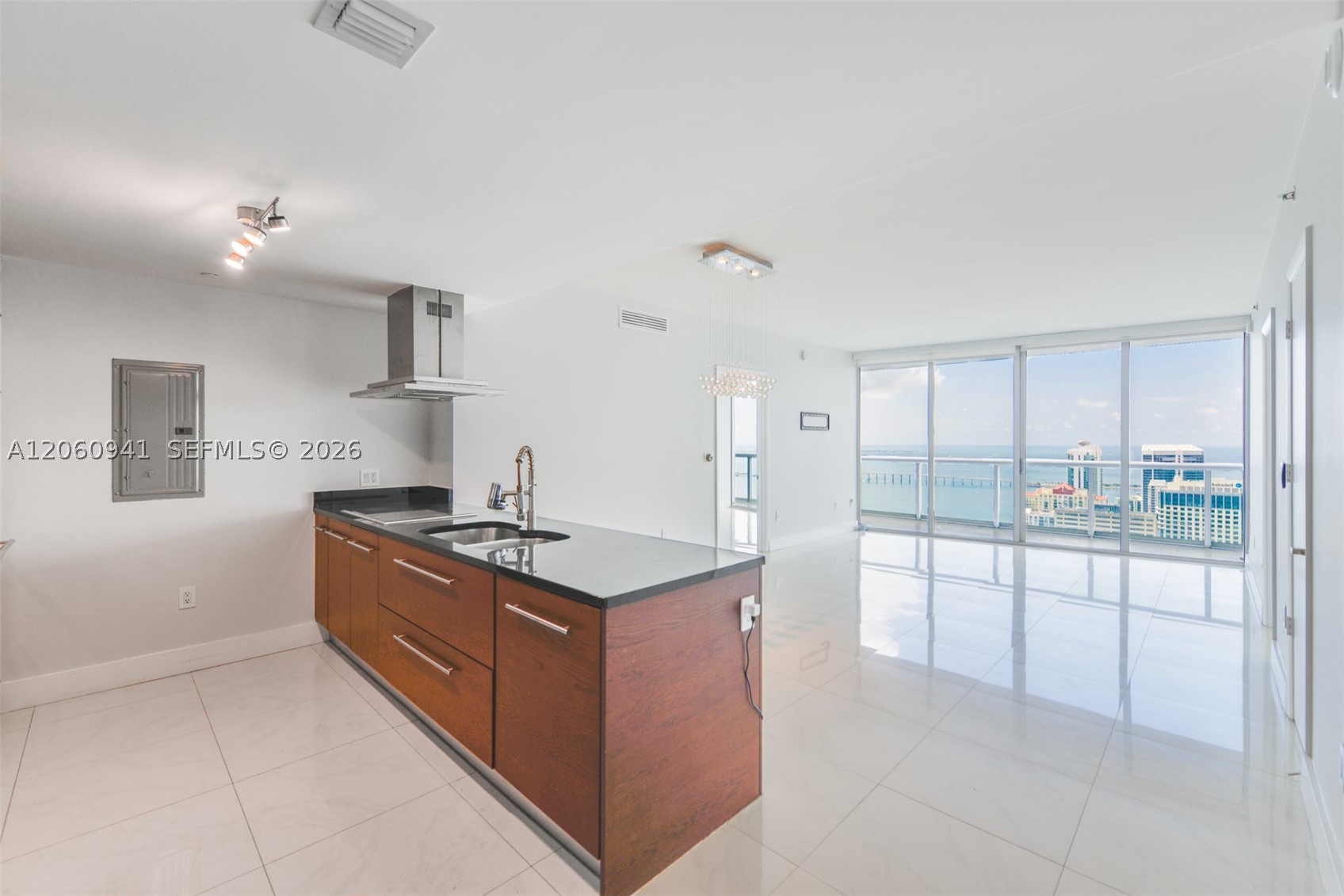 image Icon Brickell II2