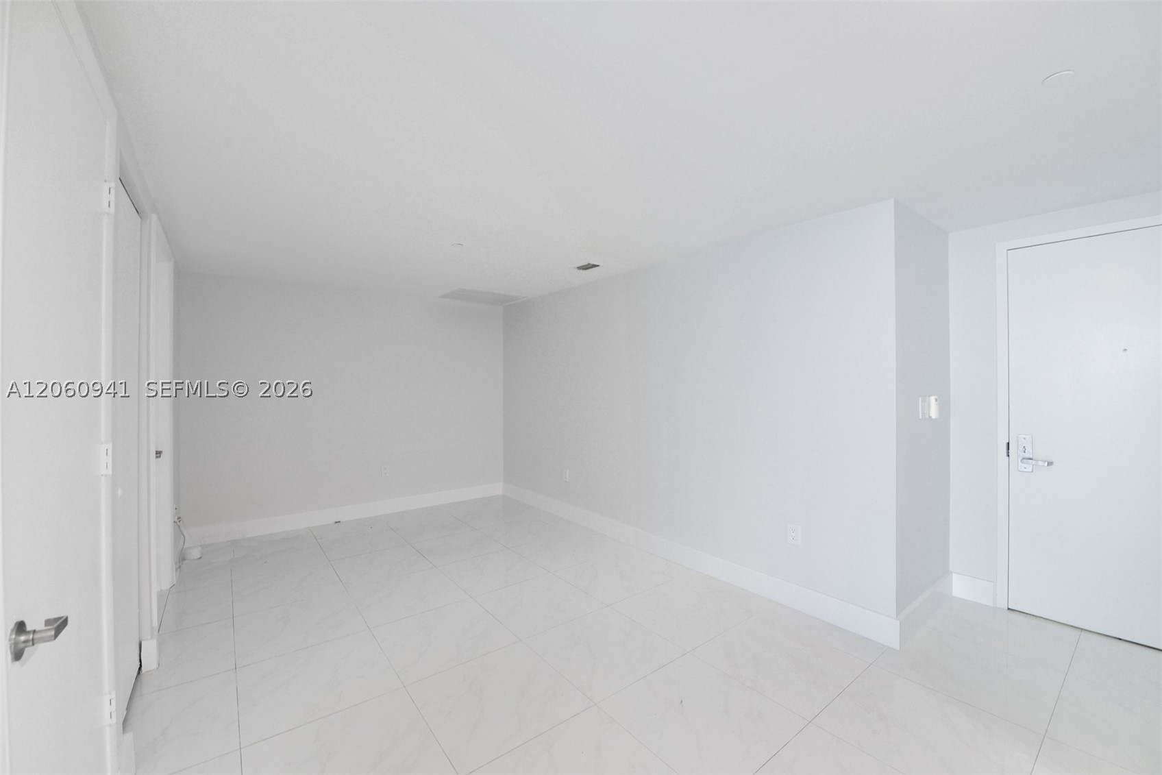 image Icon Brickell II6