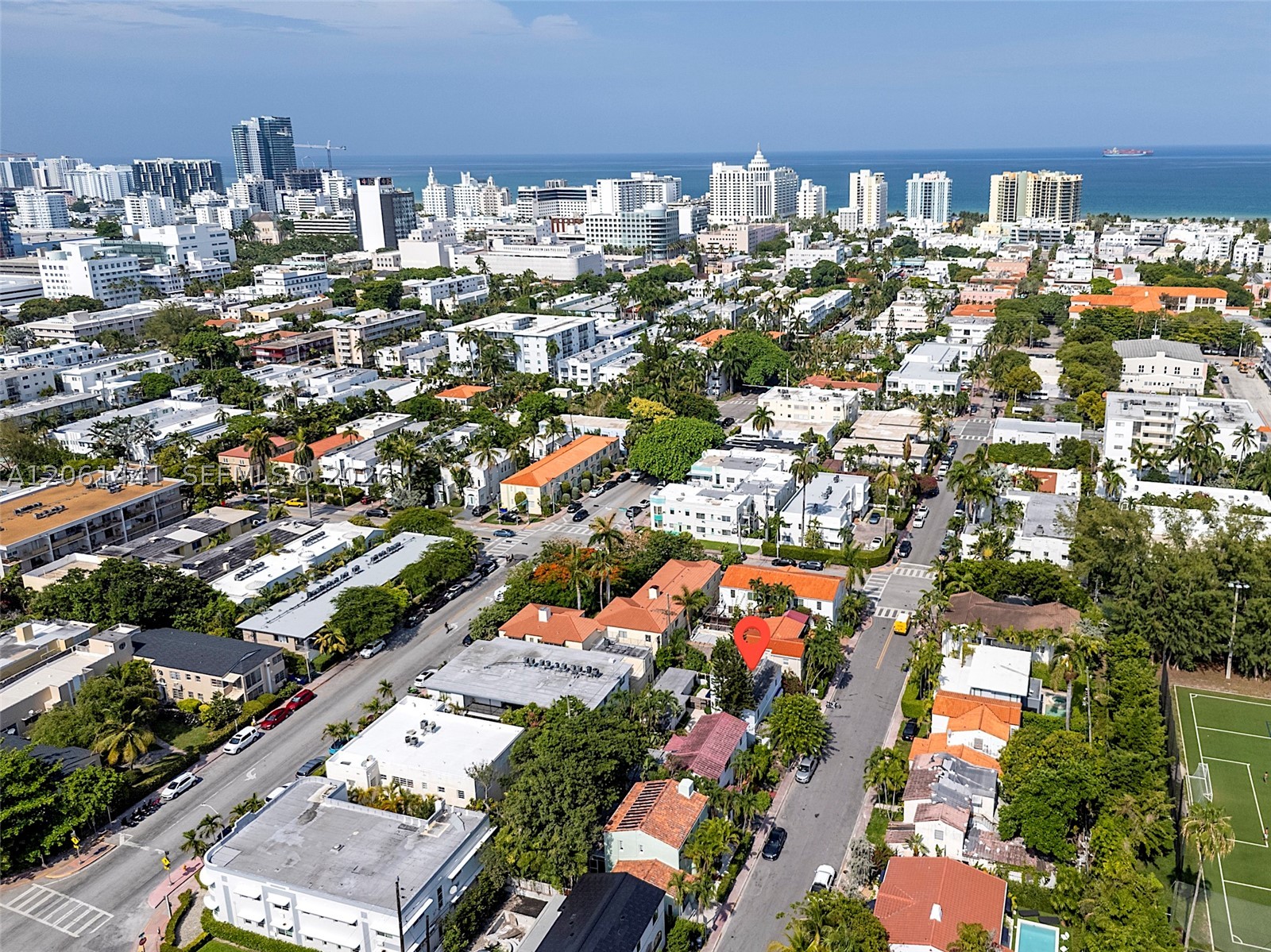 821 Espanola Way Miami Beach, FL 33139