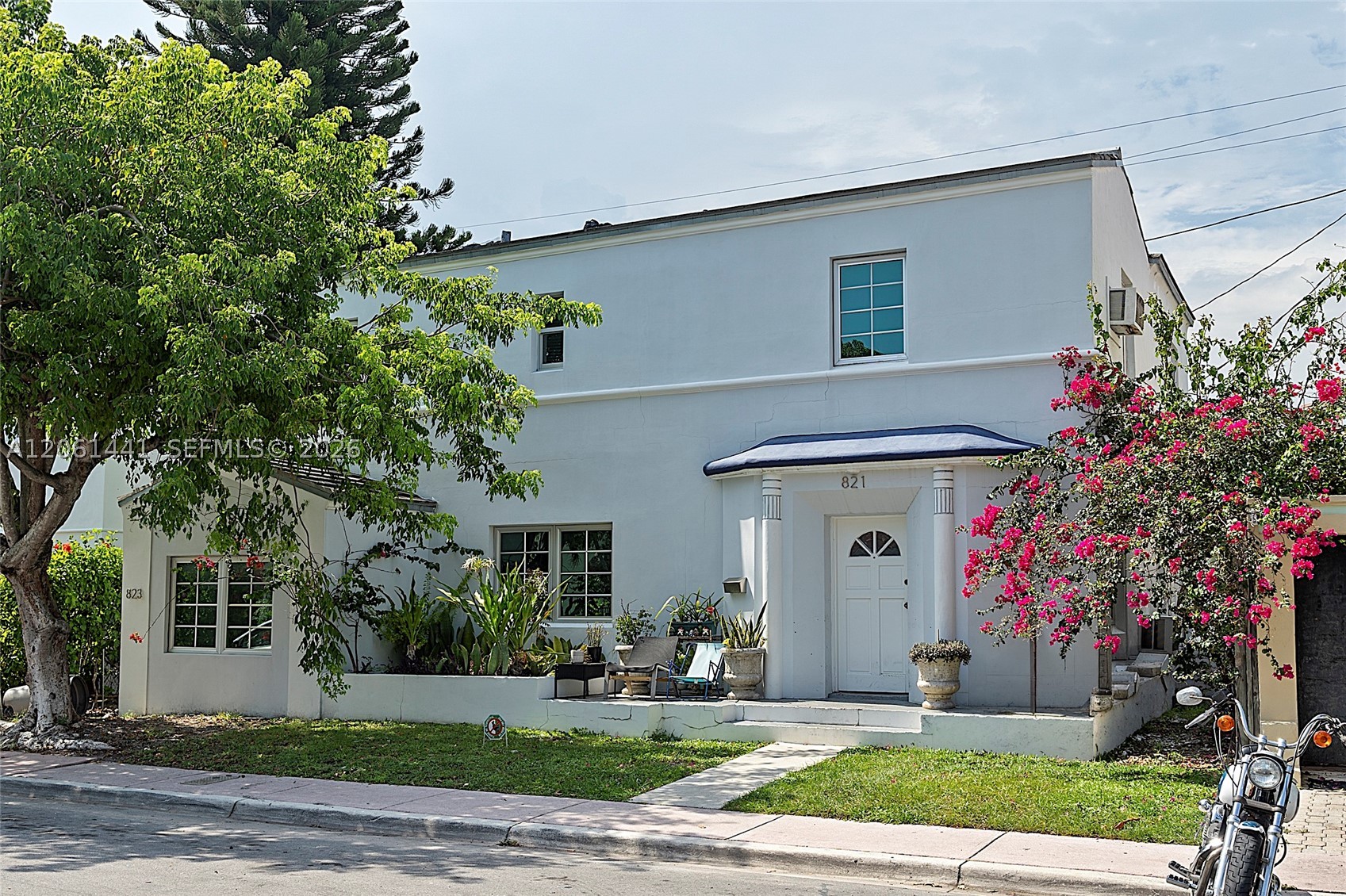 821 Espanola Way Miami Beach, FL 33139