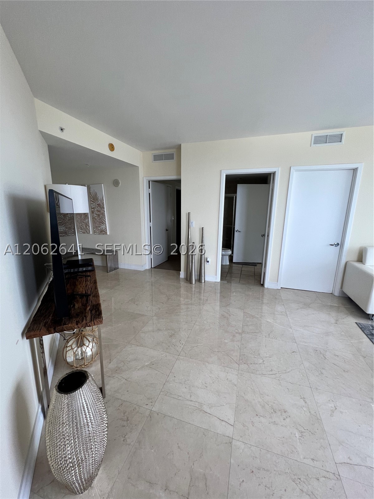 18201 Collins Ave #1801A Sunny Isles Beach, FL 33160