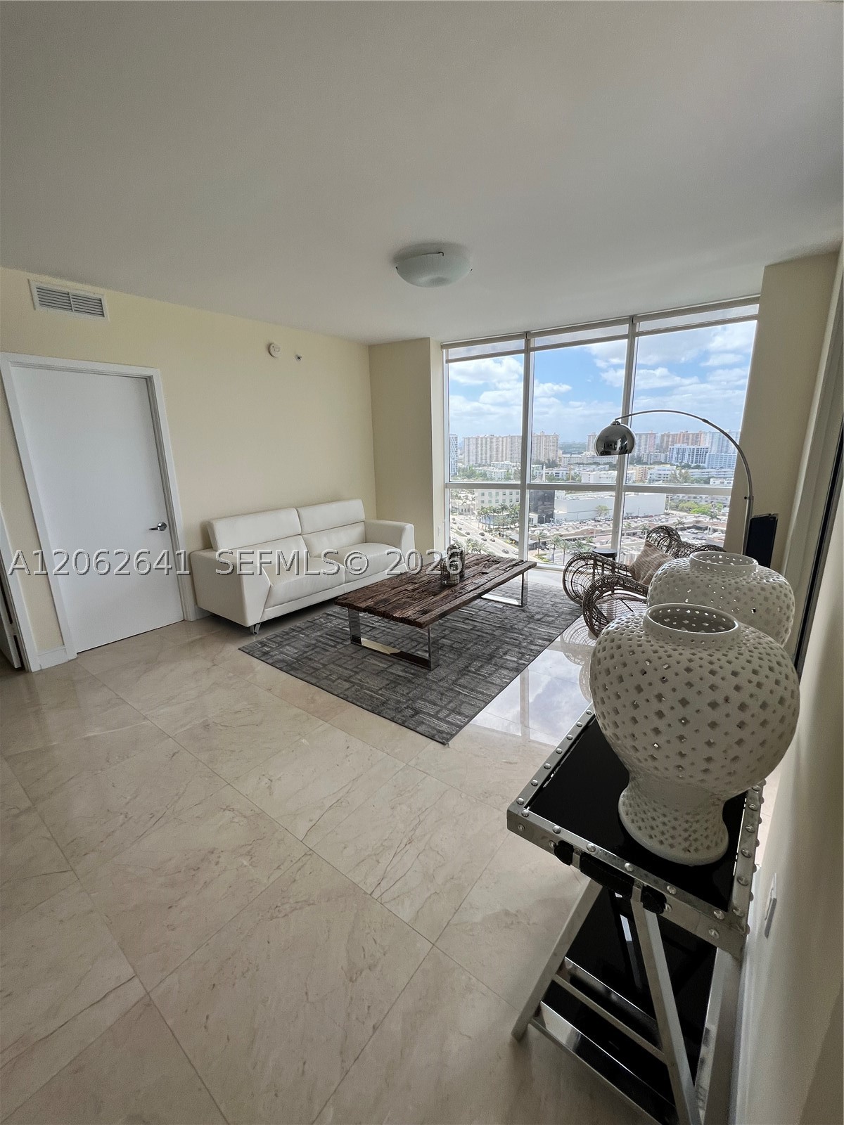 18201 Collins Ave #1801A Sunny Isles Beach, FL 33160