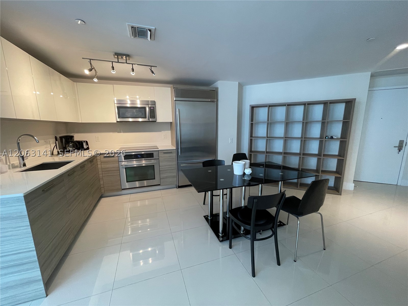 image Brickell House8