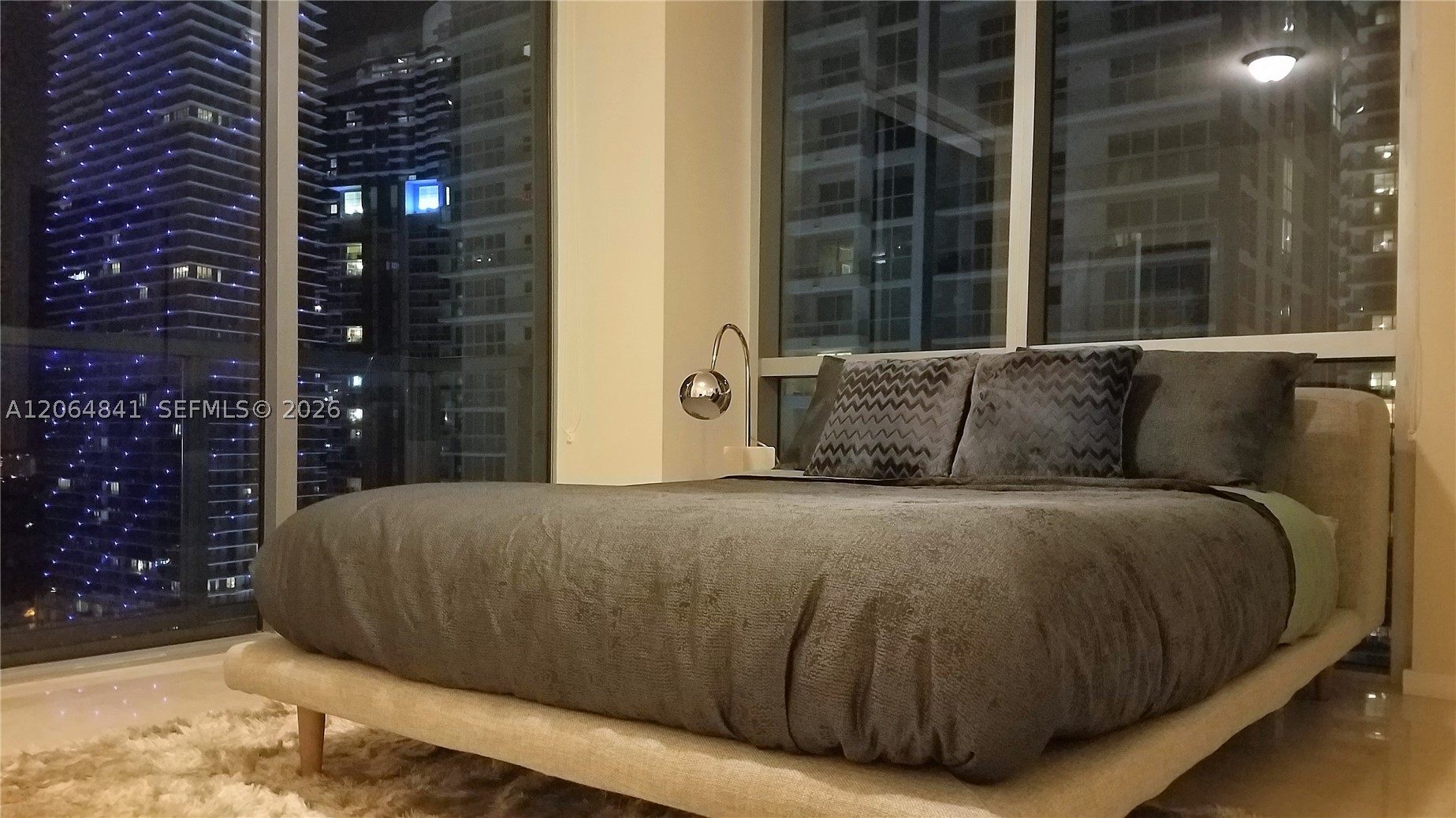 image 1060 Brickell - 106010