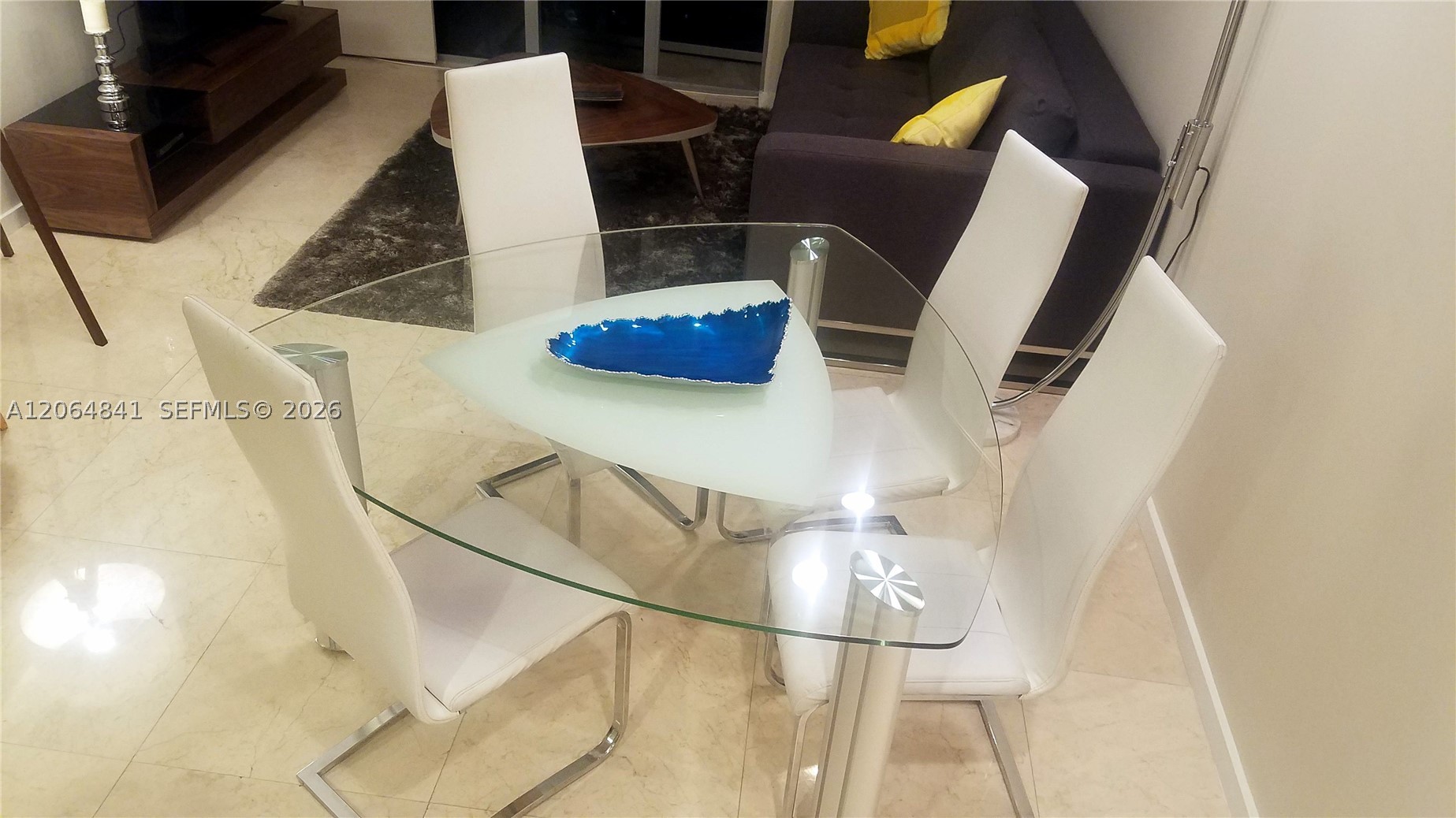 image 1060 Brickell - 10604