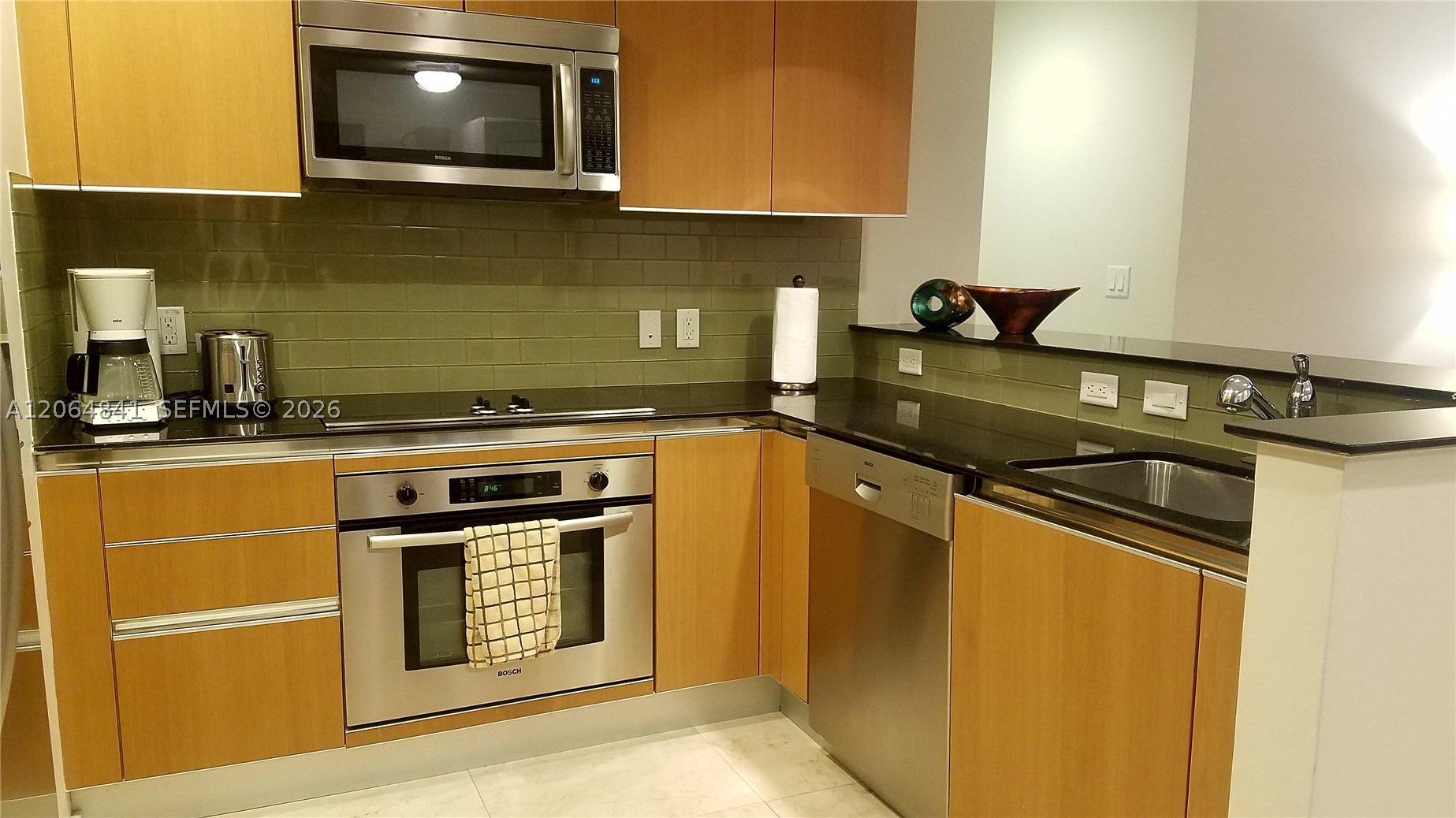 image 1060 Brickell - 10608