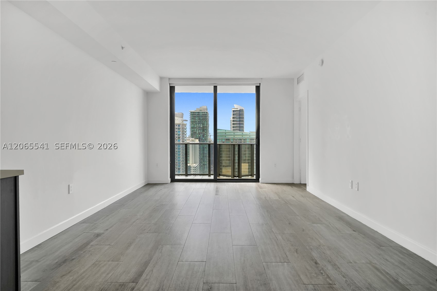 image Brickell Heights West10