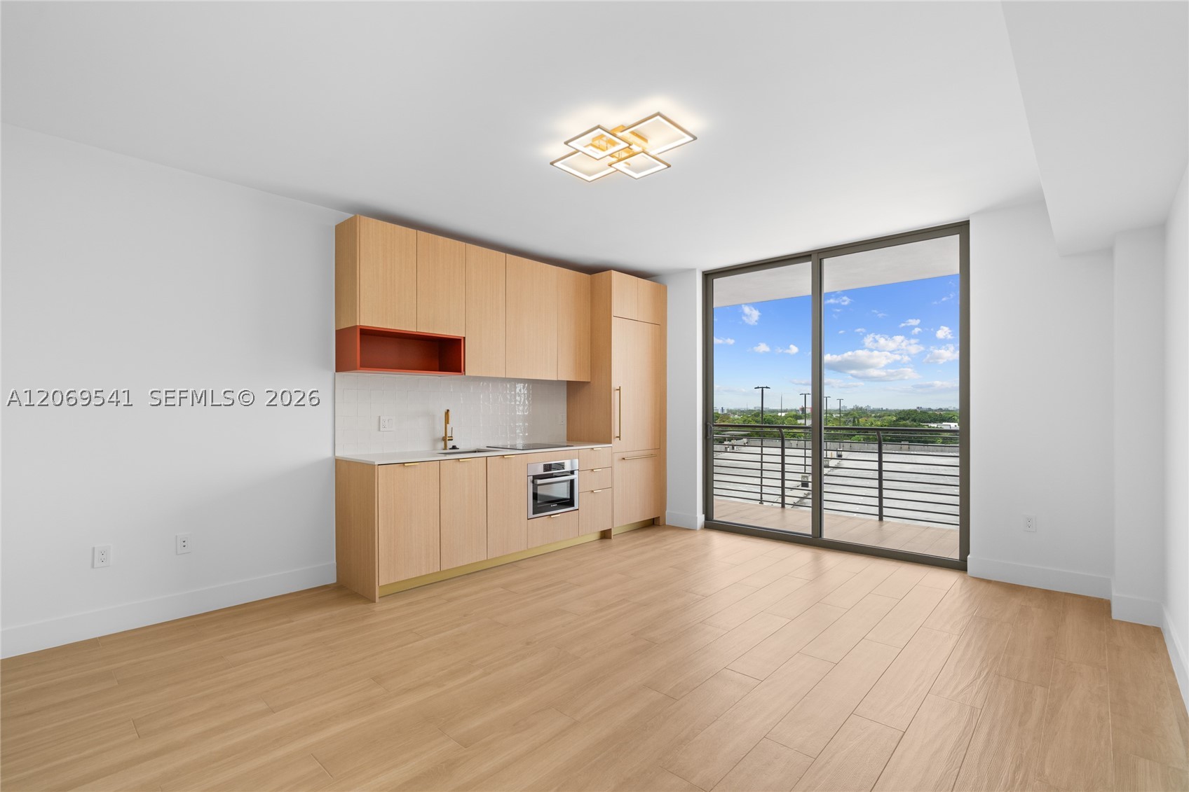 image The Standard Residences Midtown Miami2